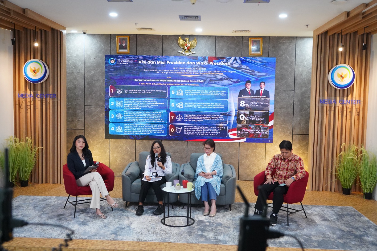 BIRO HUMAS DAN KERJA SAMA LUAR NEGERI