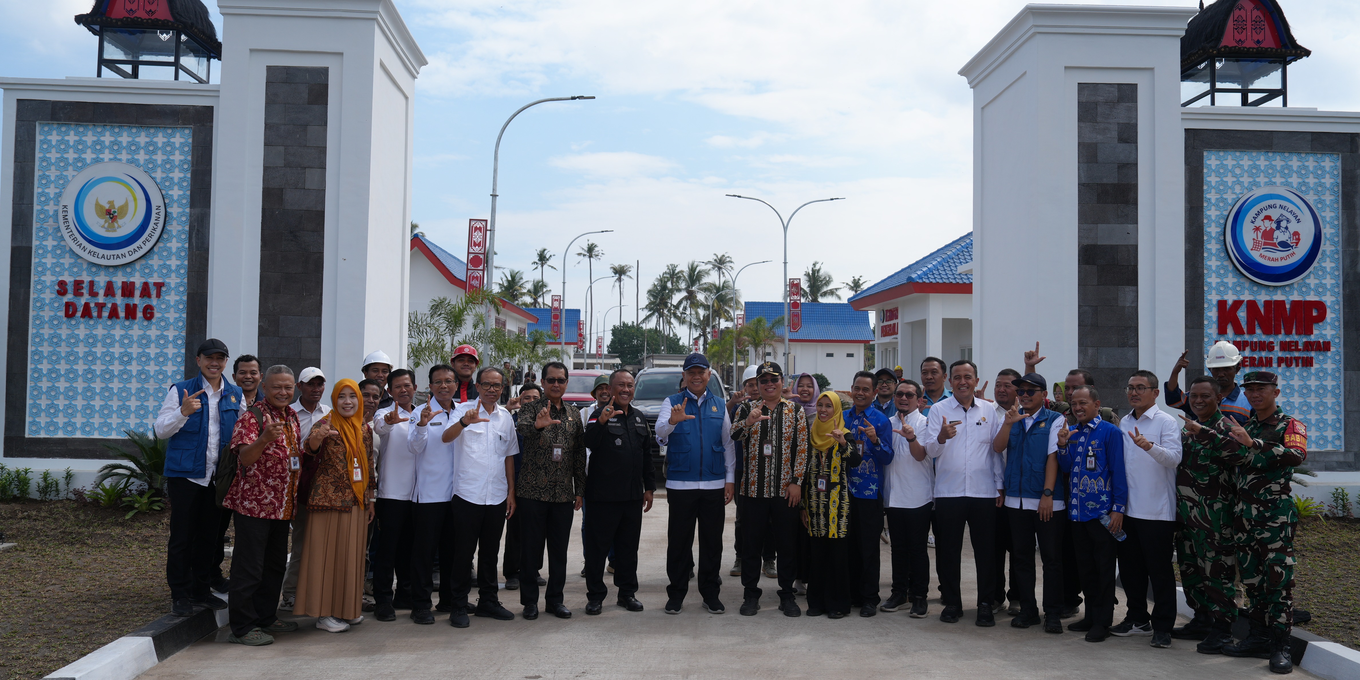 INSPEKTUR JENDERAL KKP MELAKSANAKAN PEMANTAUAN PROGRAM PRIORITAS PRESIDEN DI PROVINSI NUSA TENGGARA BARAT