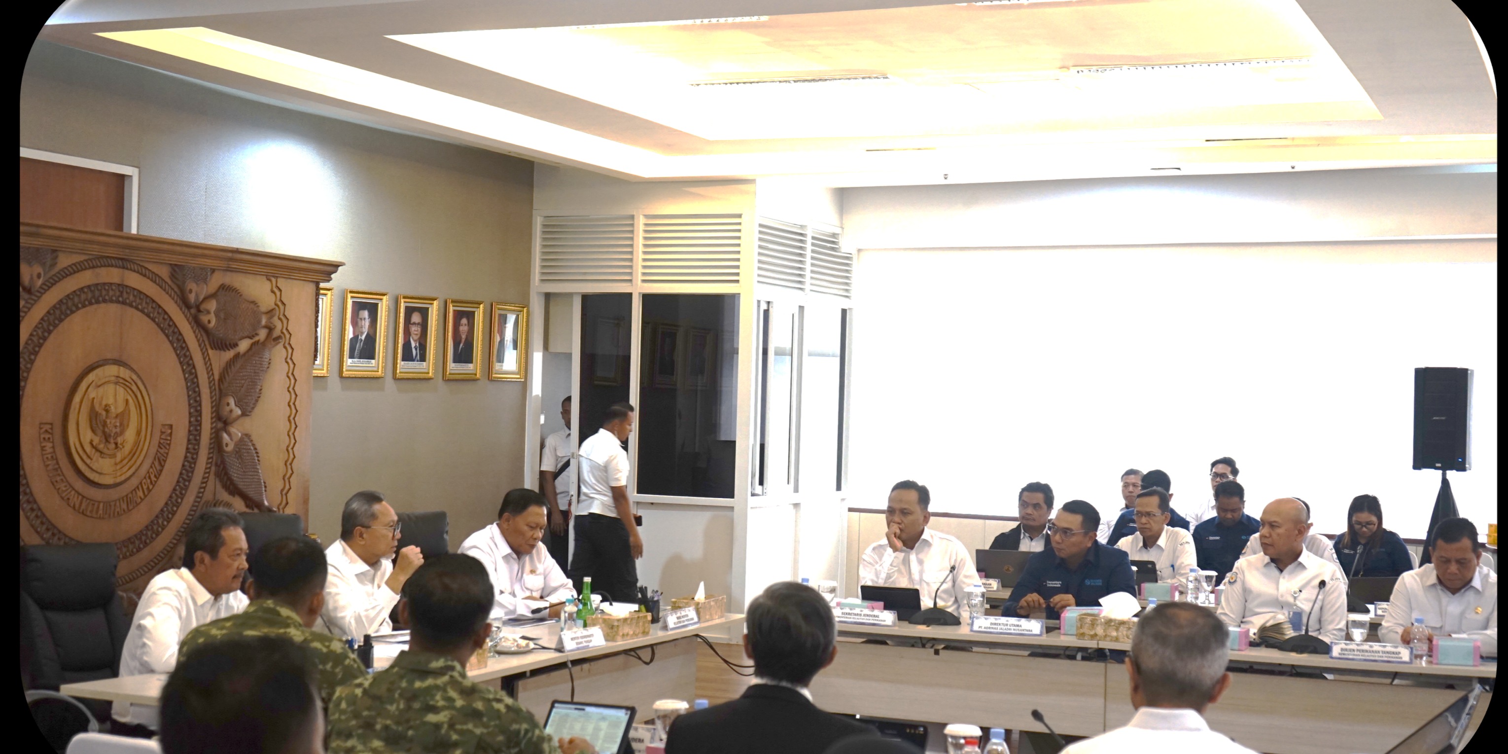 Inspektur Jenderal menghadiri Rapat Koordinasi Pemantauan Progres Kampung Nelayan Merah Putih (KNMP)