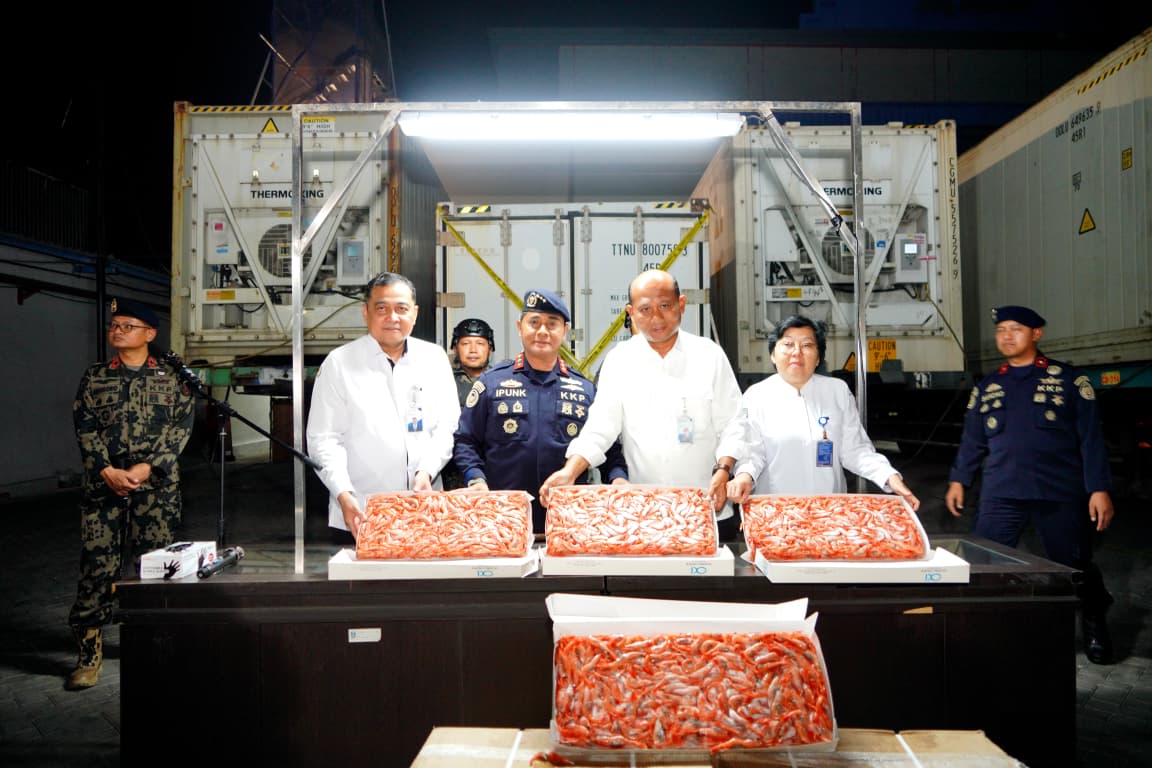 Pengamanan 1.048 Ton Udang Impor di Jatim untuk Lindungi Pembudidaya Lokal