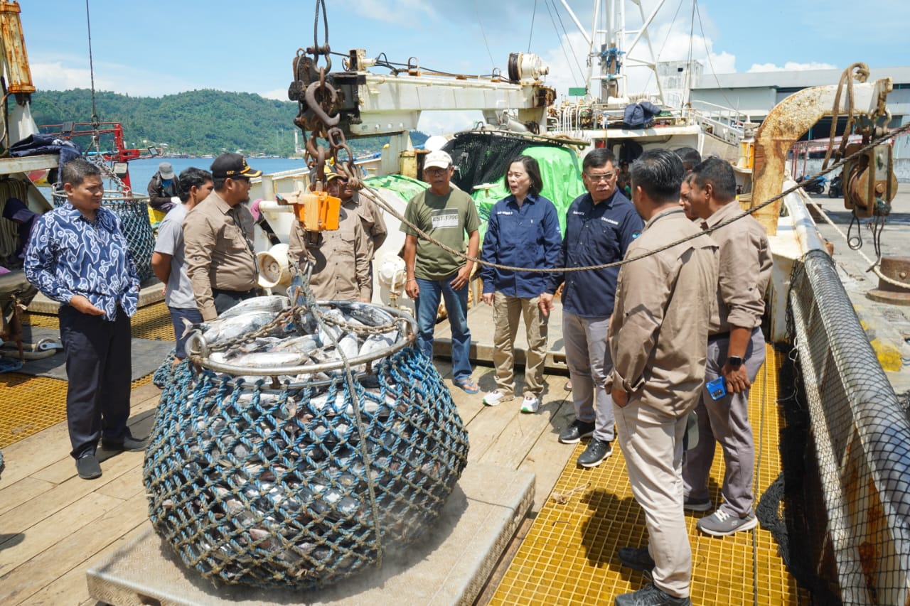 Pengelola Terlatih, KKP Jamin Kualitas Layanan Perikanan di SKPT Pulau Terluar
