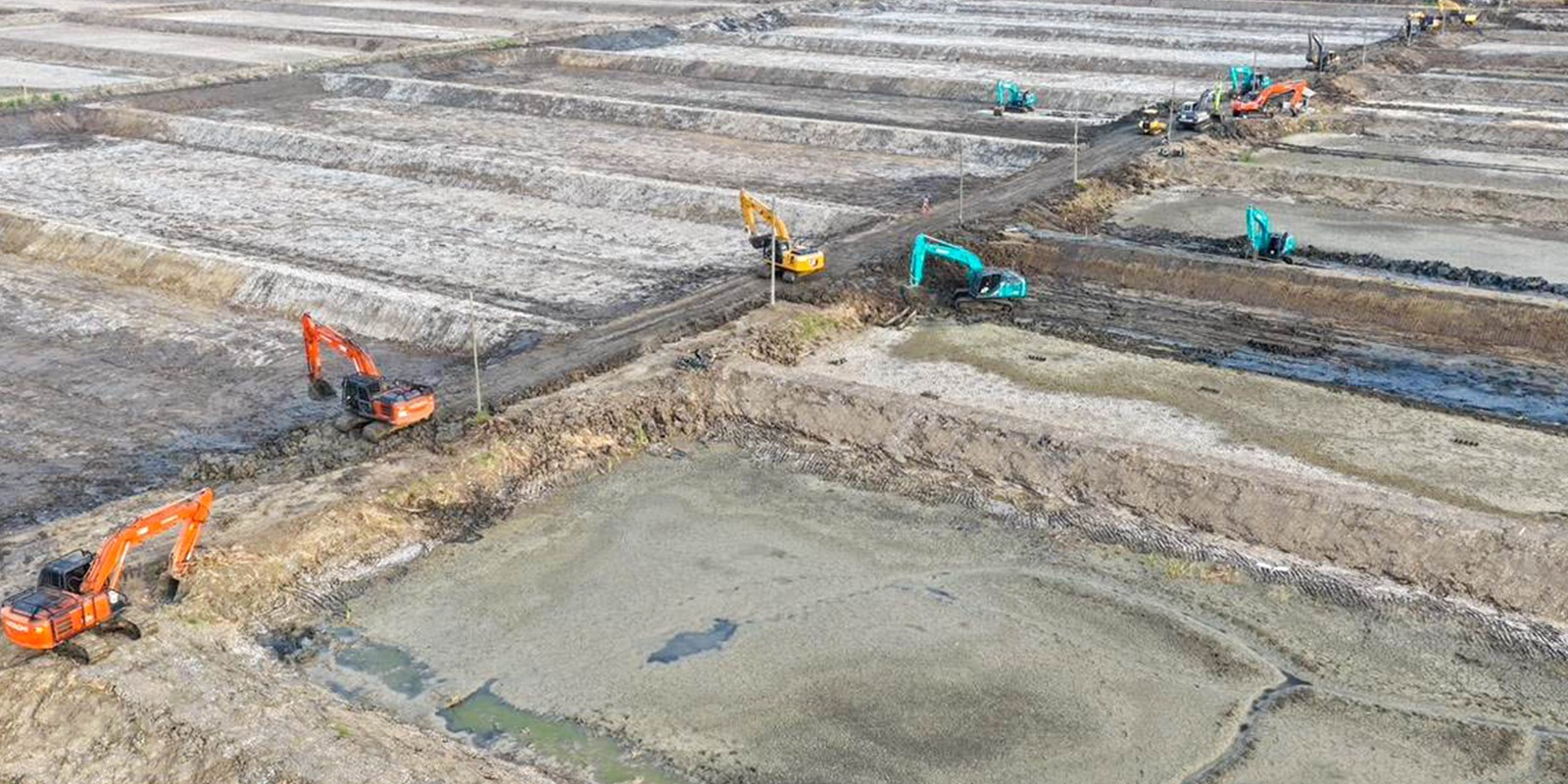 Progres Pembangunan Kolam ukuran 4000 meter persegi BINS Karawang per 7 Oktober 2025