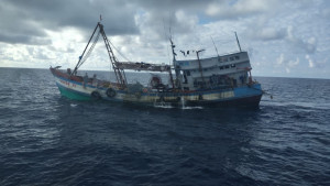 Terdeteksi Ilegal, Dua Kapal Ikan Asing Berbendera Vietnam Dihentikan KKP