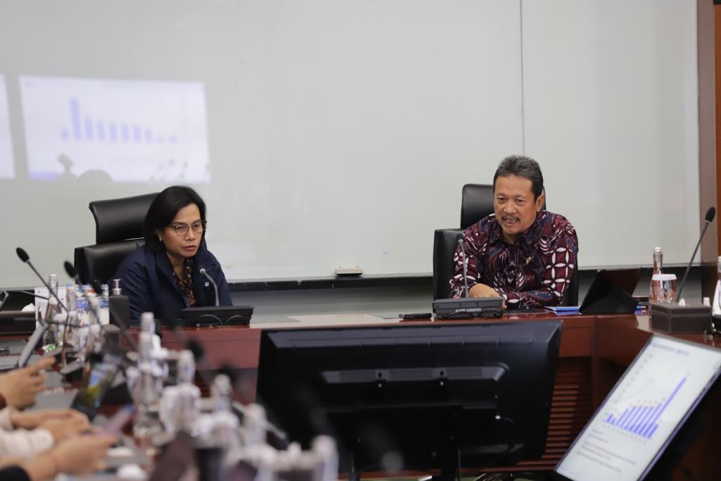 Menteri Trenggono menemui Bu Sri Mulyani bersama jajaran di Kantor Kementerian Keuangan