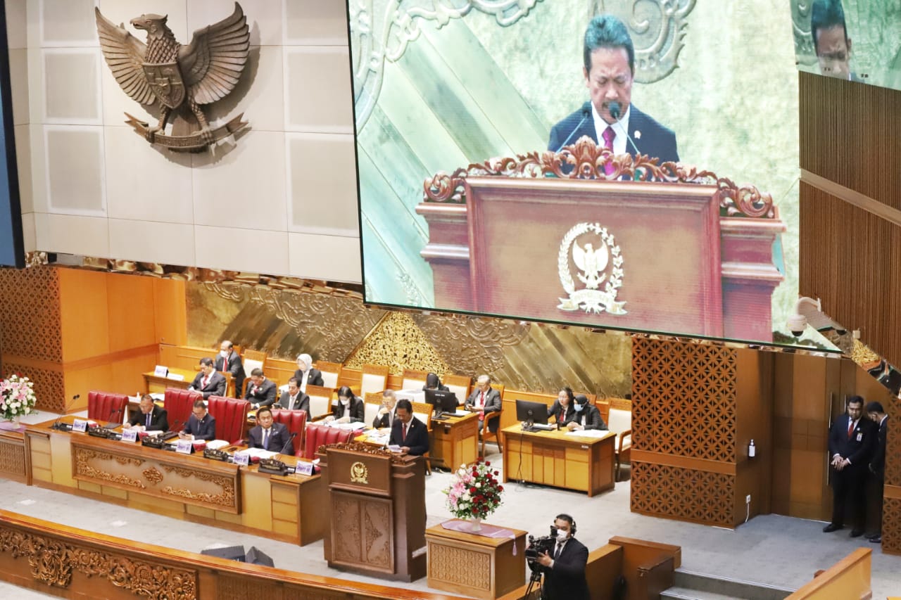 RUU Landas Kontinen telah resmi disahkan menjadi Undang-Udang dalam Rapat Paripurna DPR RI pagi ini di Senayan