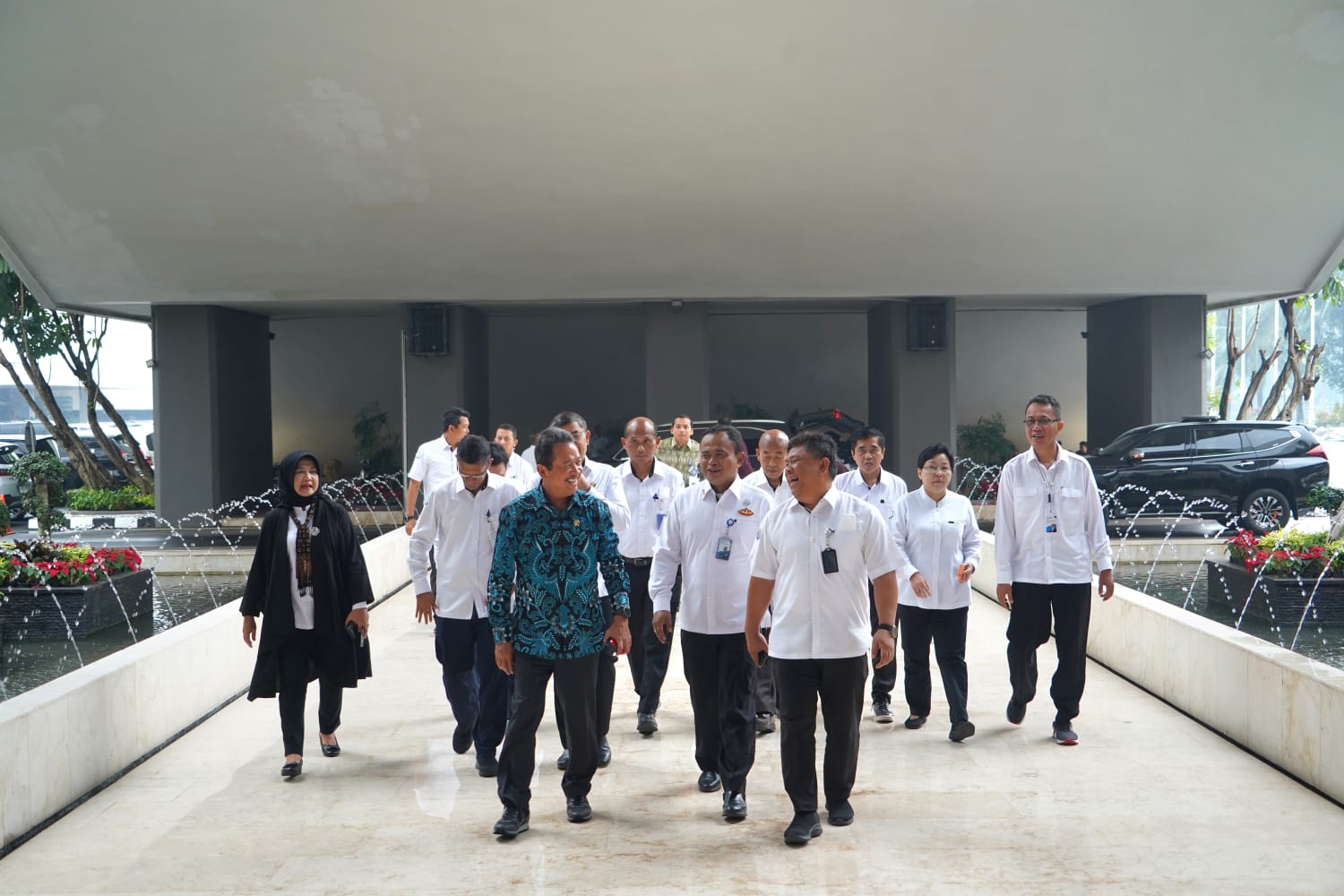 Menteri Trenggono beserta jajaran melakukan Rapat Kerja dengan Komisi IV DPR-RI di Gedung DPR