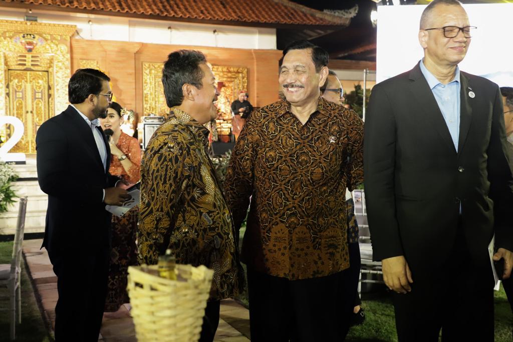 Menteri Trenggono mengikuti jamuan makan malam yang dihadiri para tamu negara peserta Archipelagic and Island State (AIS) Forum di Nusa Dua