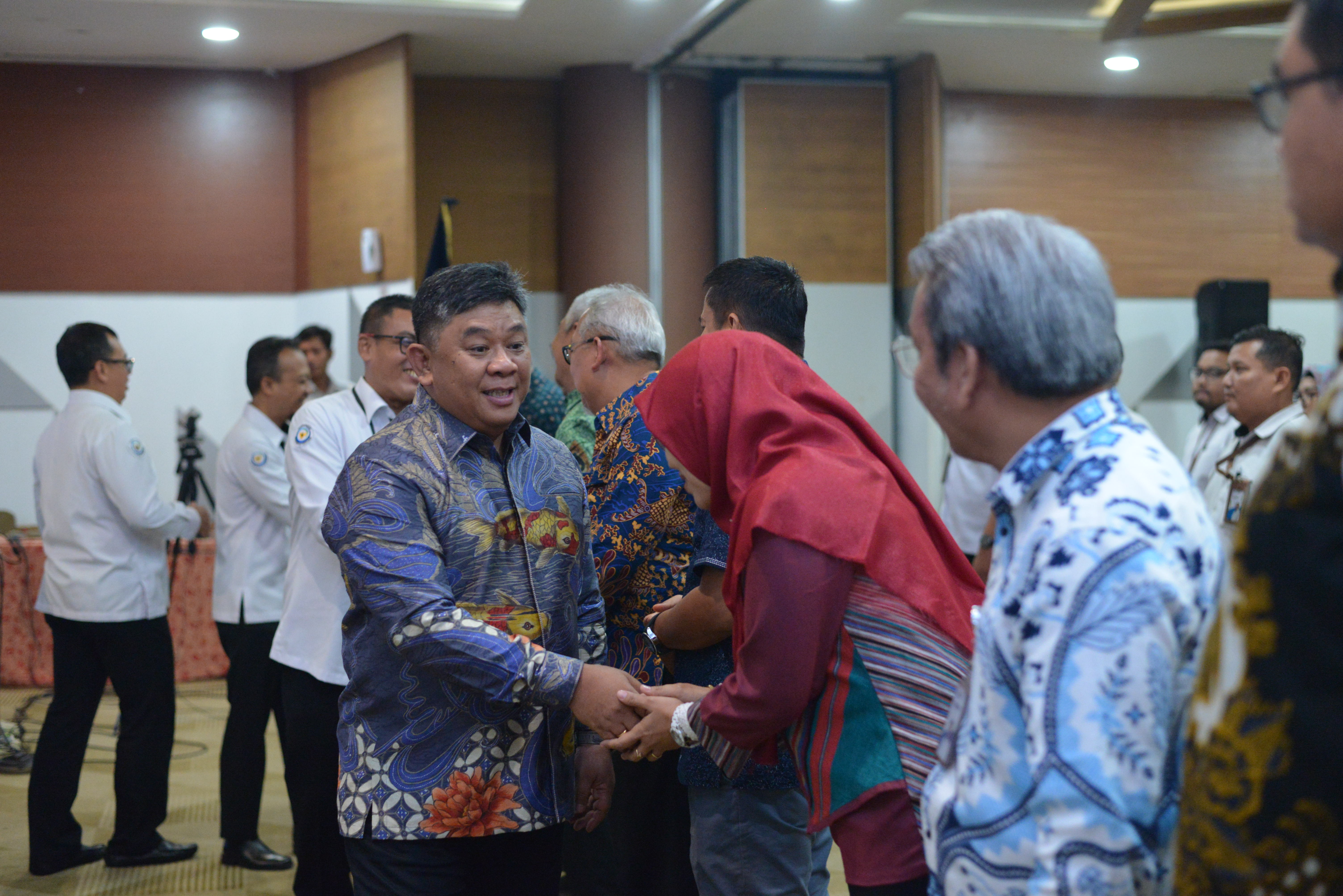 Pengukuhan Pengurus Organisasi Profesi Ikatan Ahli Pengelolaan Kelautan dan Ruang Laut (IAPKRL) Lingkup Ditjen PKRL, Pontianak (29/11)