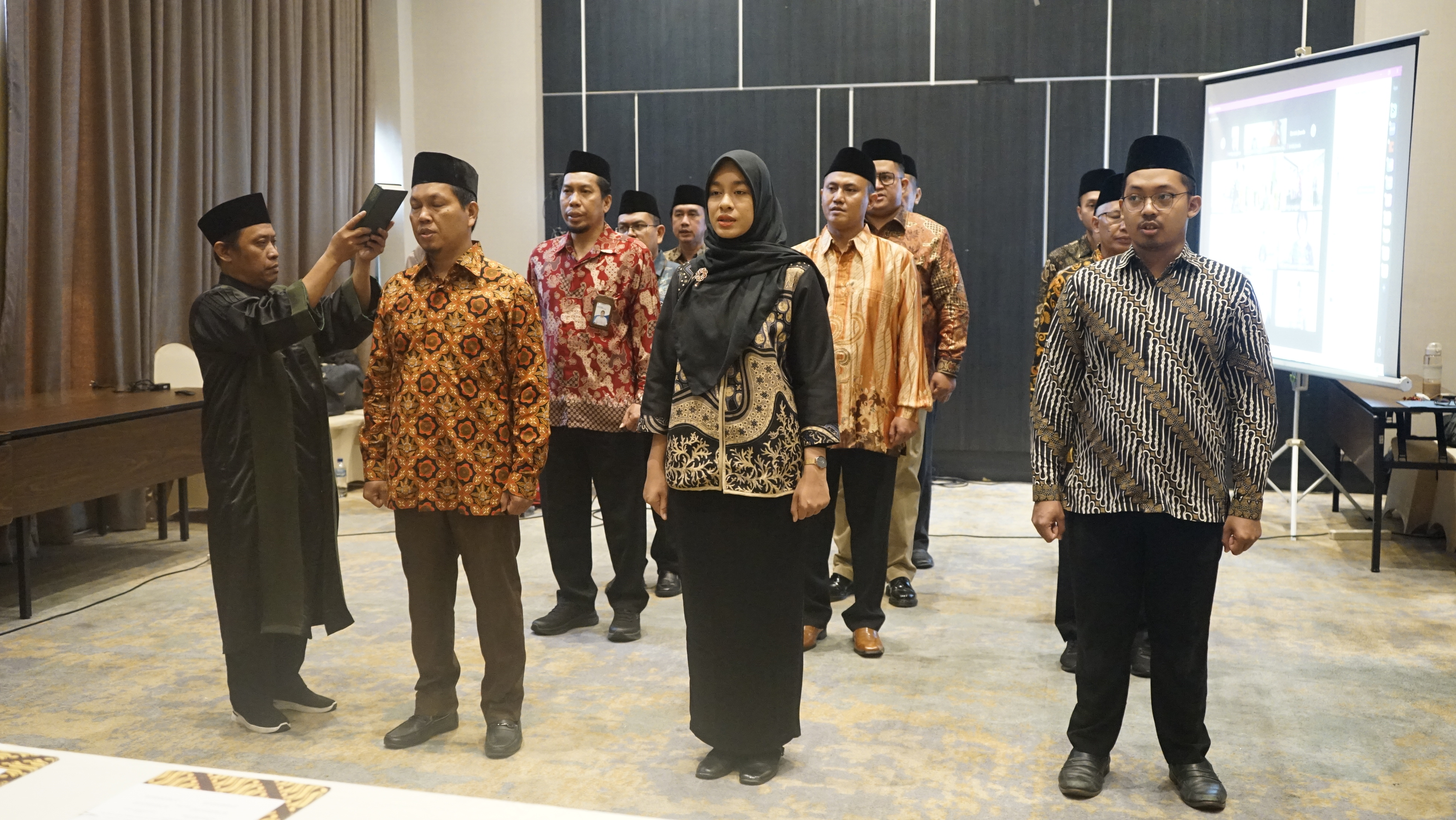 Pelantikan Analis Pengusahaan Jasa Kelautan (APJK) lingkup Ditjen PRL, (27/6).
