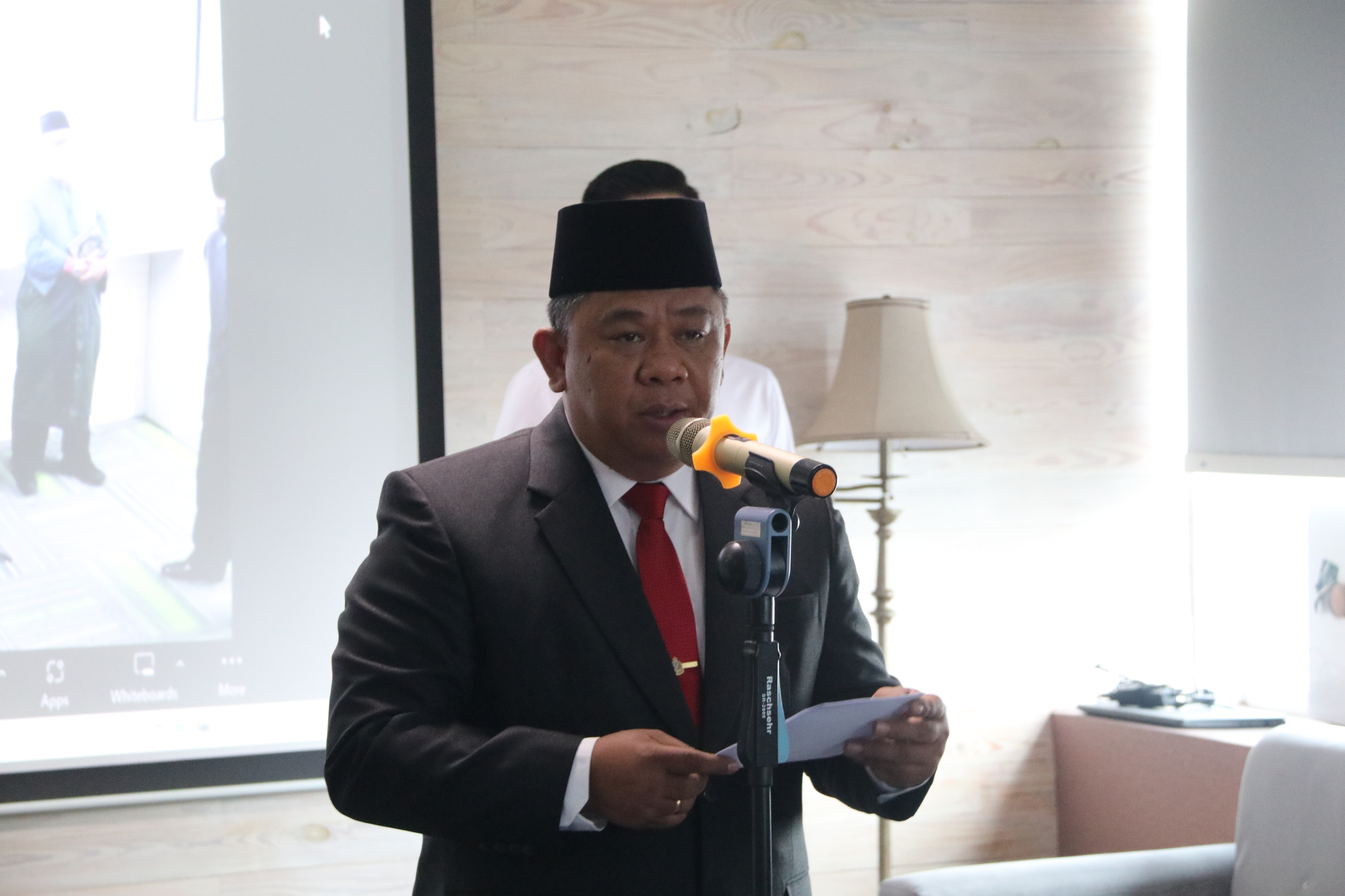 Pelantikan Jabatan Fungsional Pengelola Ekosistem Laut dan Pesisir (PELP) Ahli Utama