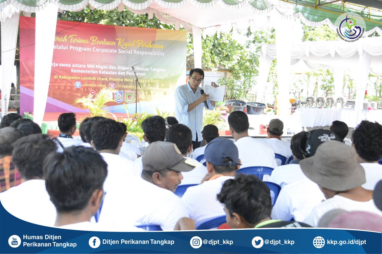 Serah Terima Kapal Perikanan Program CSR SKK Migas di Kabupaten Lombok Utara