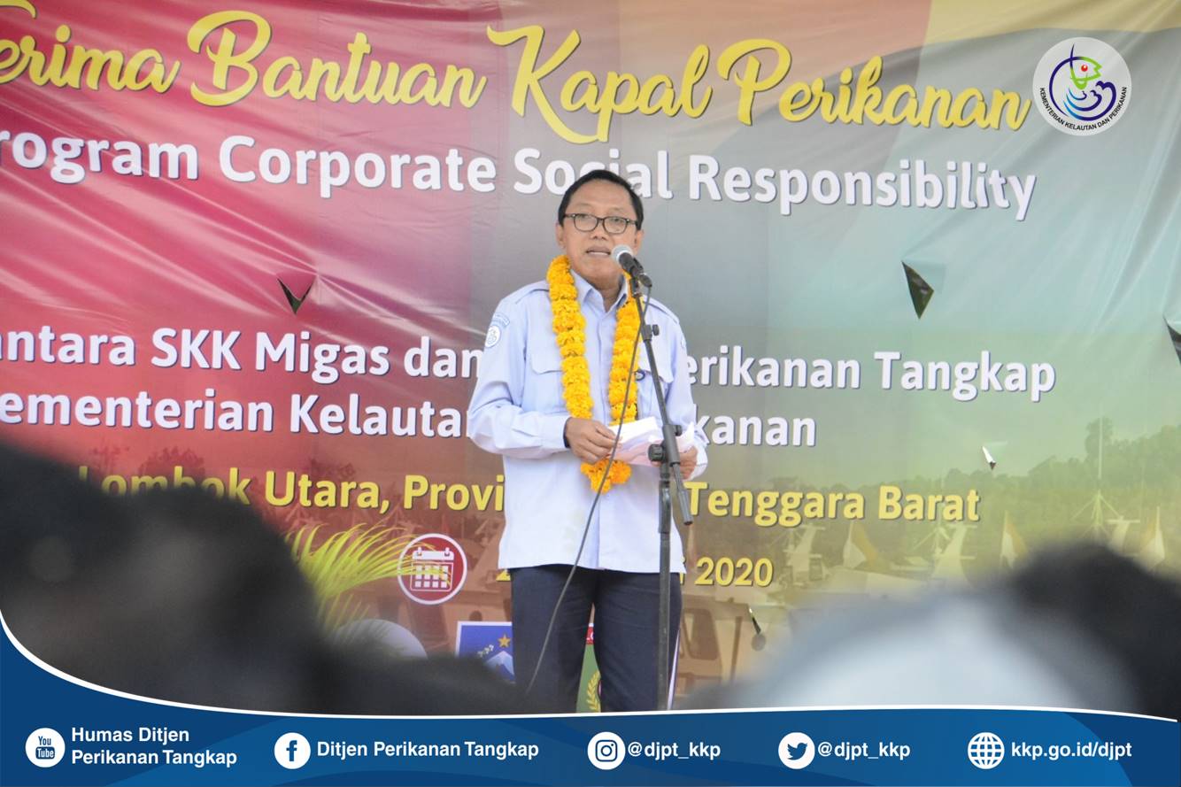 Serah Terima Kapal Perikanan Program CSR SKK Migas di Kabupaten Lombok Utara
