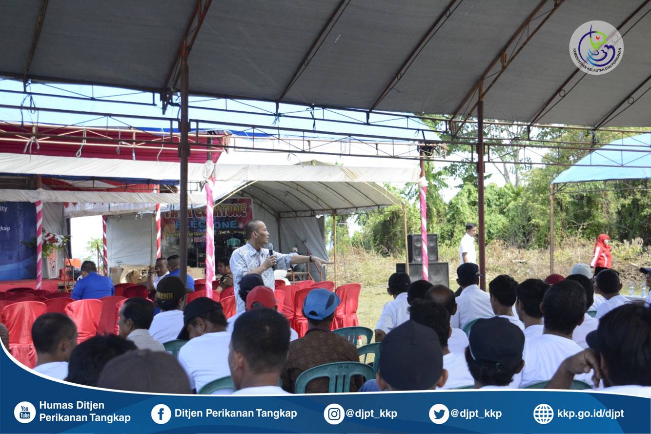 Serah Terima Kapal Perikanan Program CSR SKK Migas di Kabupaten Donggala