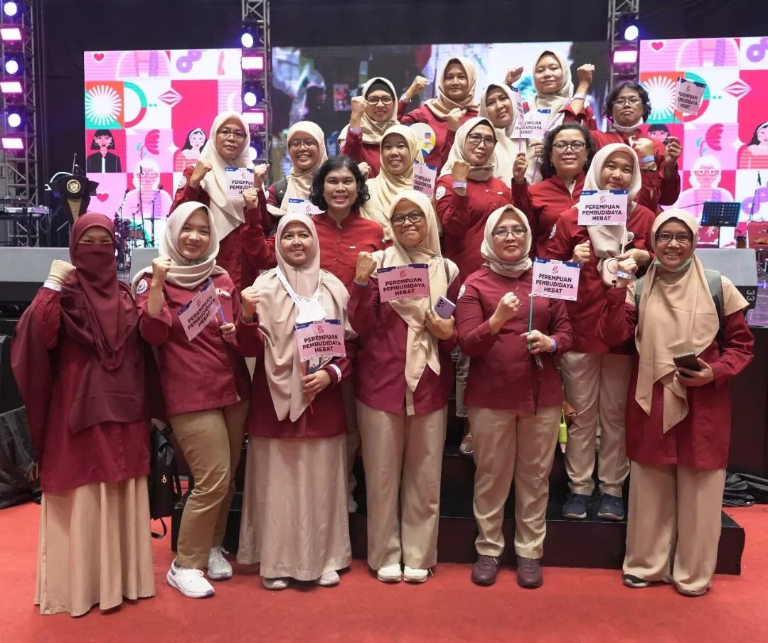 Kick Off bertajuk Merayakan Perempuan