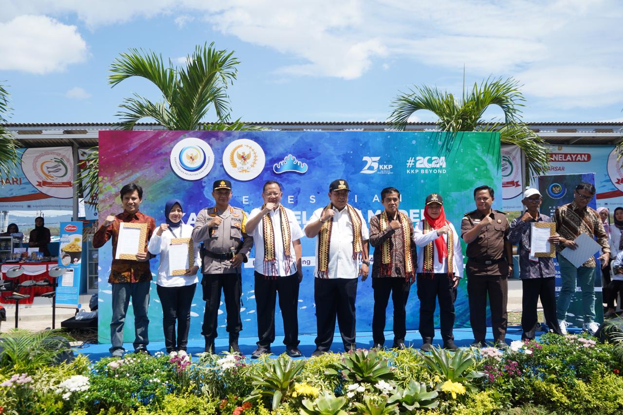 Peresmian Kampung Nelayan Modern Pulau Pasaran