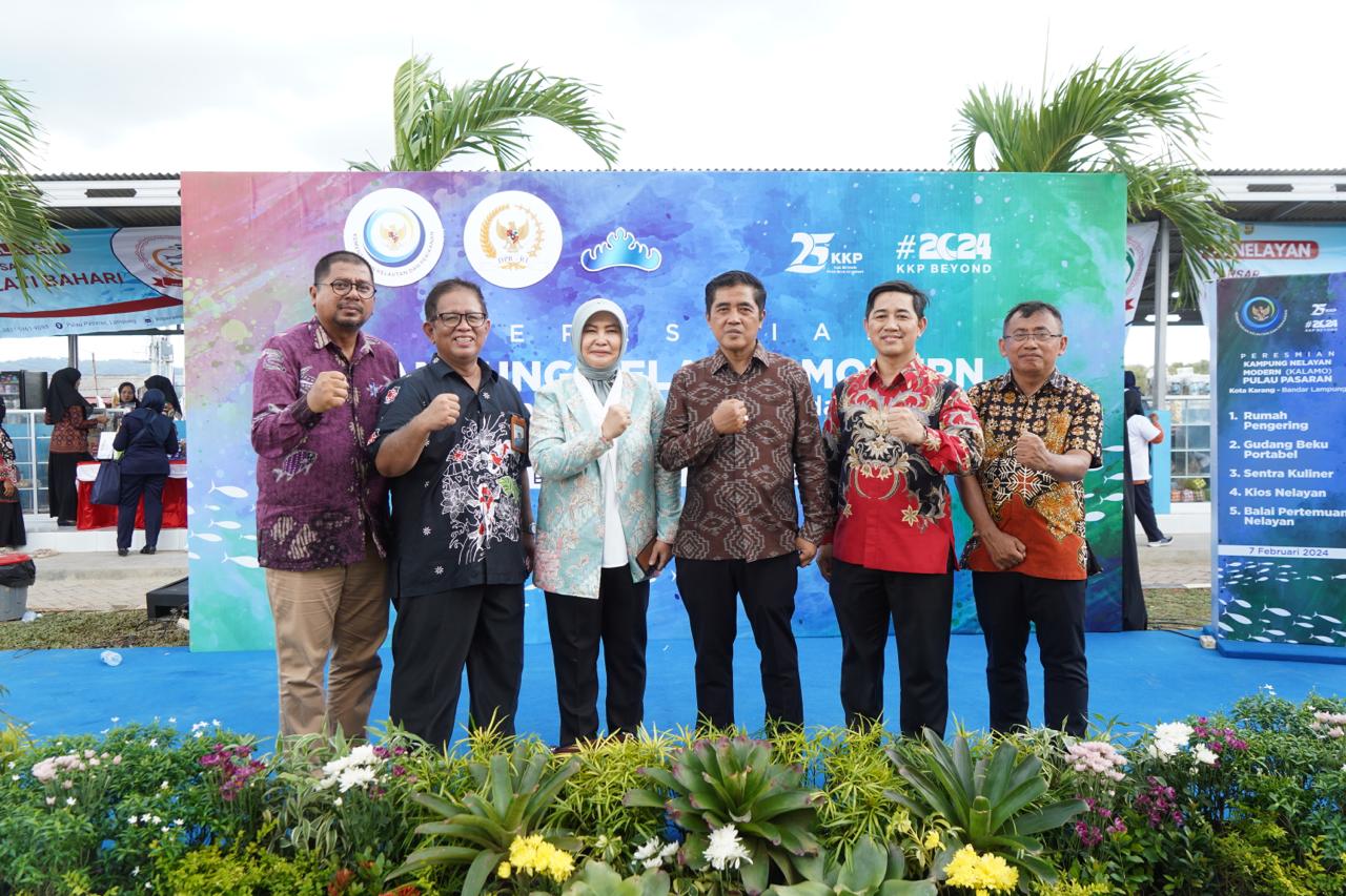 Peresmian Kampung Nelayan Modern Pulau Pasaran
