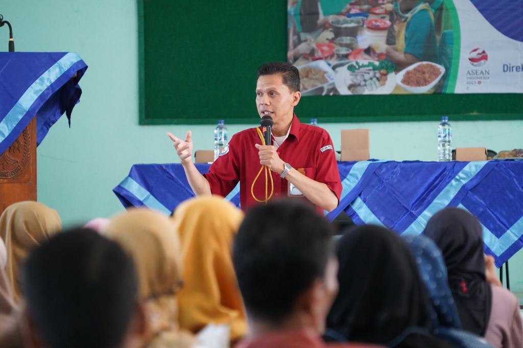 Fasilitasi Akses Pembiayaan Usaha Kelautan dan Perikanan ”UMKM Siap Naik Kelas”
