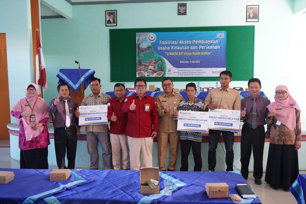 Fasilitasi Akses Pembiayaan Usaha Kelautan dan Perikanan ”UMKM Siap Naik Kelas”