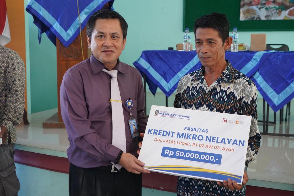 Fasilitasi Akses Pembiayaan Usaha Kelautan dan Perikanan ”UMKM Siap Naik Kelas”
