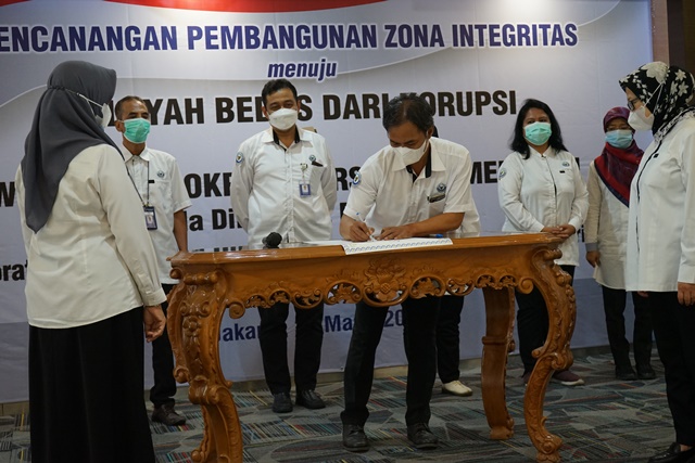 Pencanangan Pembangunan Zona Integritas Menuju Wilayah Bebas Dari Korupsi Dan Wilayah Birokrasi Bersih dan Melayani (WBK/WBBM) pada Direktorat Pemasaran