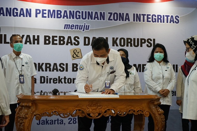 Pencanangan Pembangunan Zona Integritas Menuju Wilayah Bebas Dari Korupsi Dan Wilayah Birokrasi Bersih dan Melayani (WBK/WBBM) pada Direktorat Pemasaran
