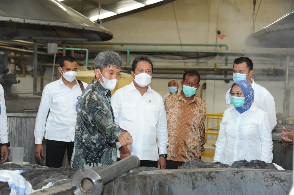 Kunker Dirjen PDSPKP bersama Menteri Kelautan dan Perikanan di PT Agarindo Bogatama