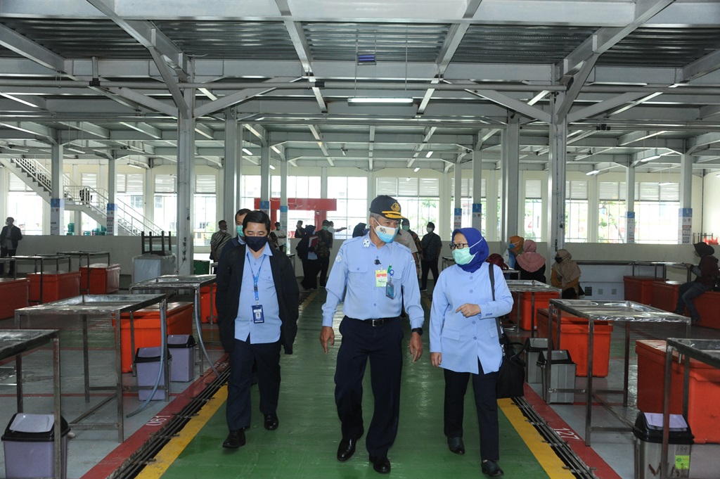 Kementerian Kelautan dan Perikanan bersama Komisi IV DPR RI Melakukan Kunjungan Kerja ke Pasar Ikan Modern (PIM) Kota Palembang