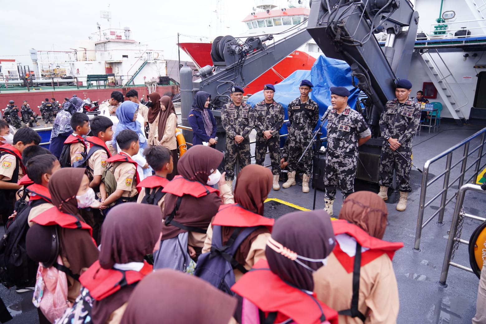 Kunjungan SD Islam Firdaus merupakan salah satu implementasi Program ”PSDKP Mengajar”