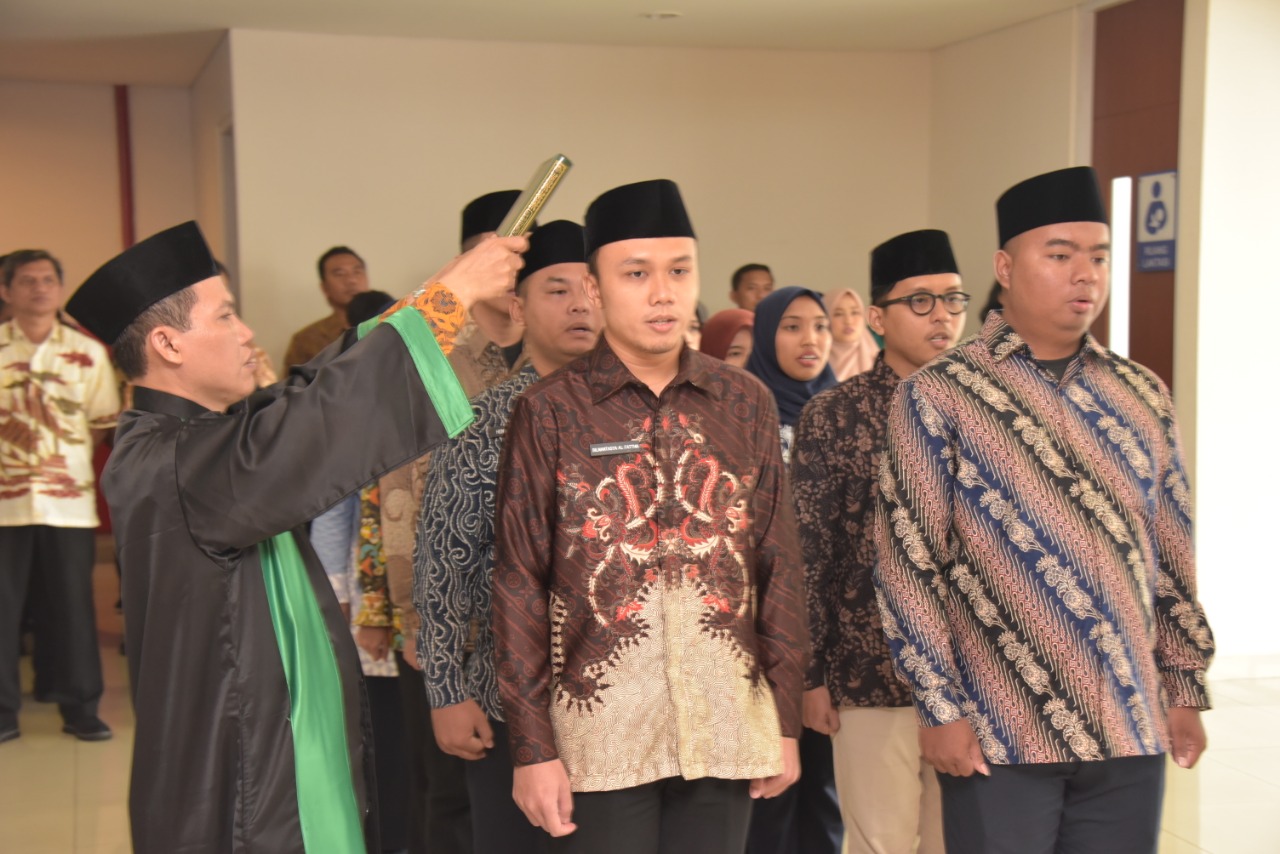 Pelantikan Pejabat Setara Eselon IV dan Pengambilan Sumpah PNS Ditjen PSDKP (27/12/2019)