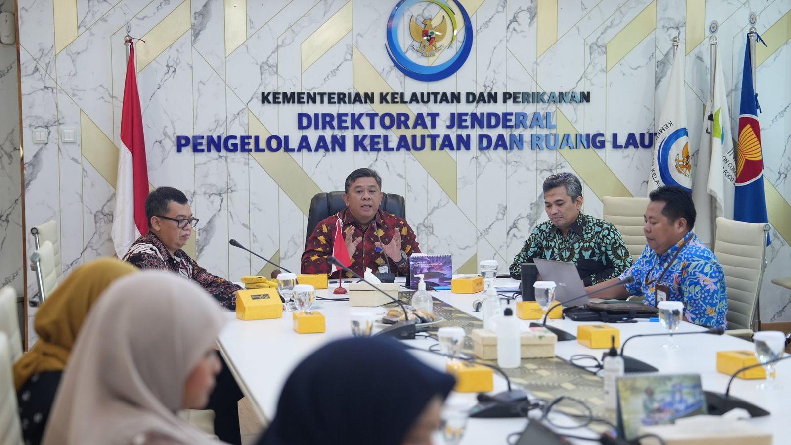 Presentasi dan wawancara pemantauan keberlanjutan inovasi PUGaR
