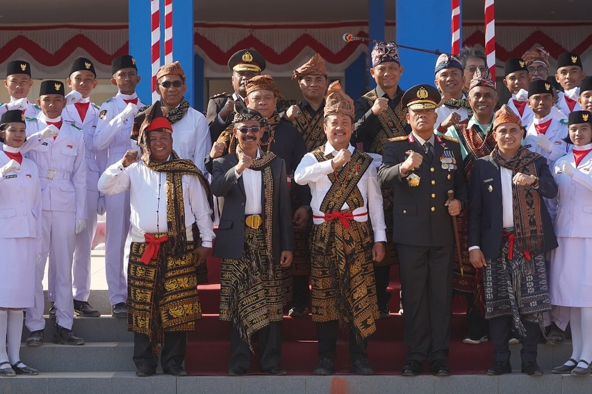 Upacara Peringatan Hari Ulang Tahun Kemerdekaan ke-79 Republik Indonesia di Kabupaten Sabu Raijua, Provinsi Nusa Tenggara Timur.