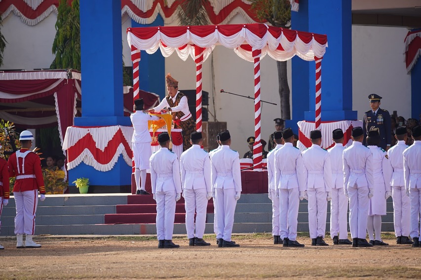 Upacara Peringatan Hari Ulang Tahun Kemerdekaan ke-79 Republik Indonesia di Kabupaten Sabu Raijua, Provinsi Nusa Tenggara Timur.