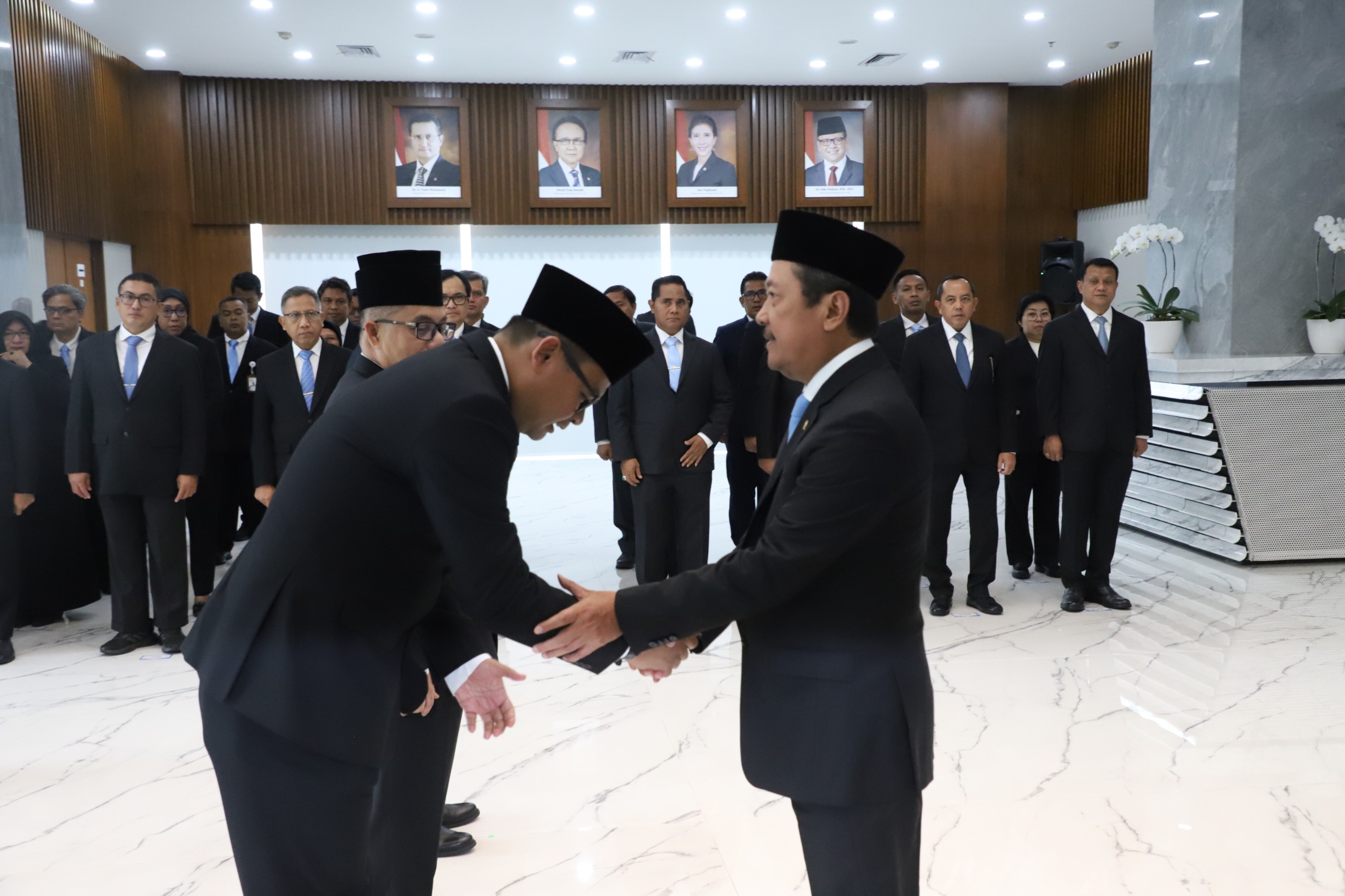Pelantikan Pejabat Tinggi Pratama (Eselon II) lingkup Ditjen PSDKP oleh Menteri Sakti Wahyu Trenggono