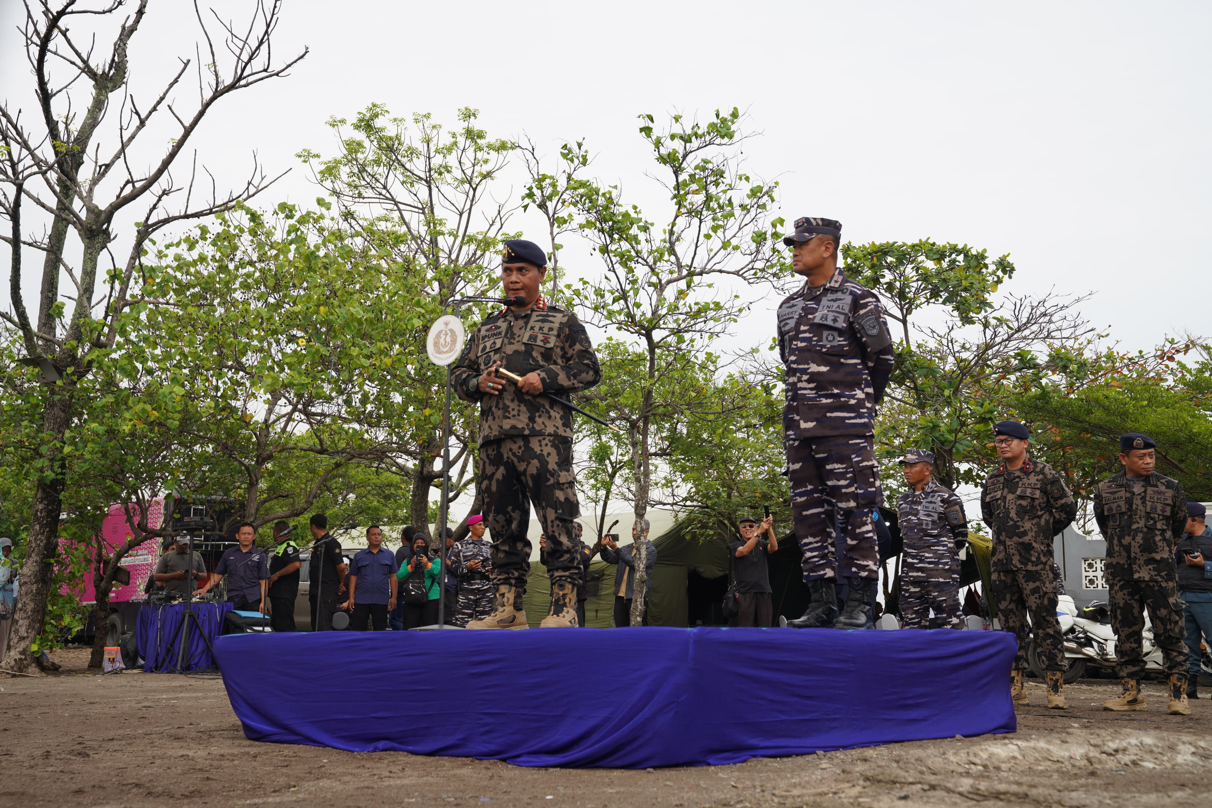 Konferensi Pers Pembongkaran Pagar Laut di Tanggerang 22 Januari 2025
