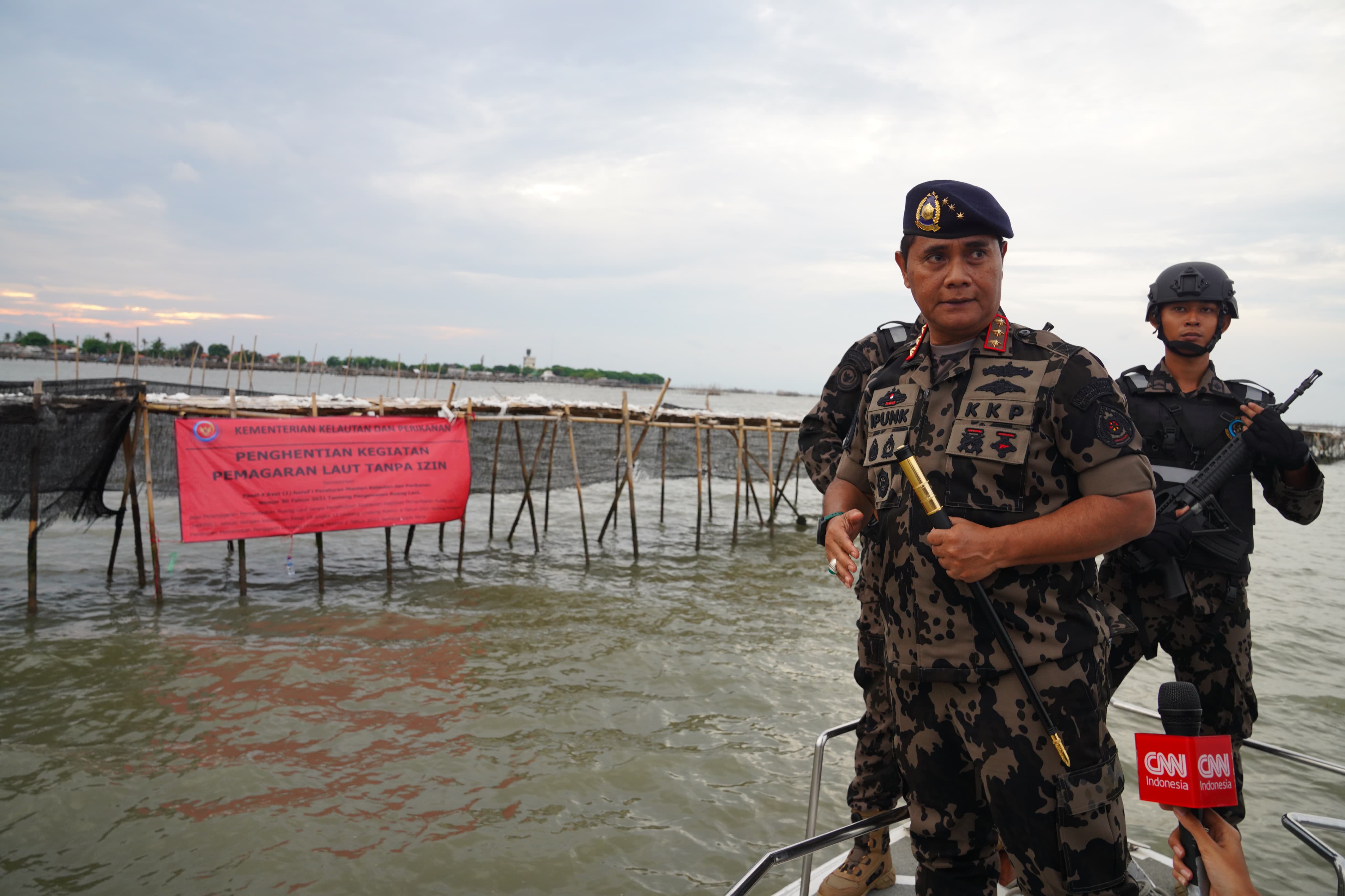 KKP Hentikan Kegiatan Pemagaran Laut Tanpa Izin di Tangerang