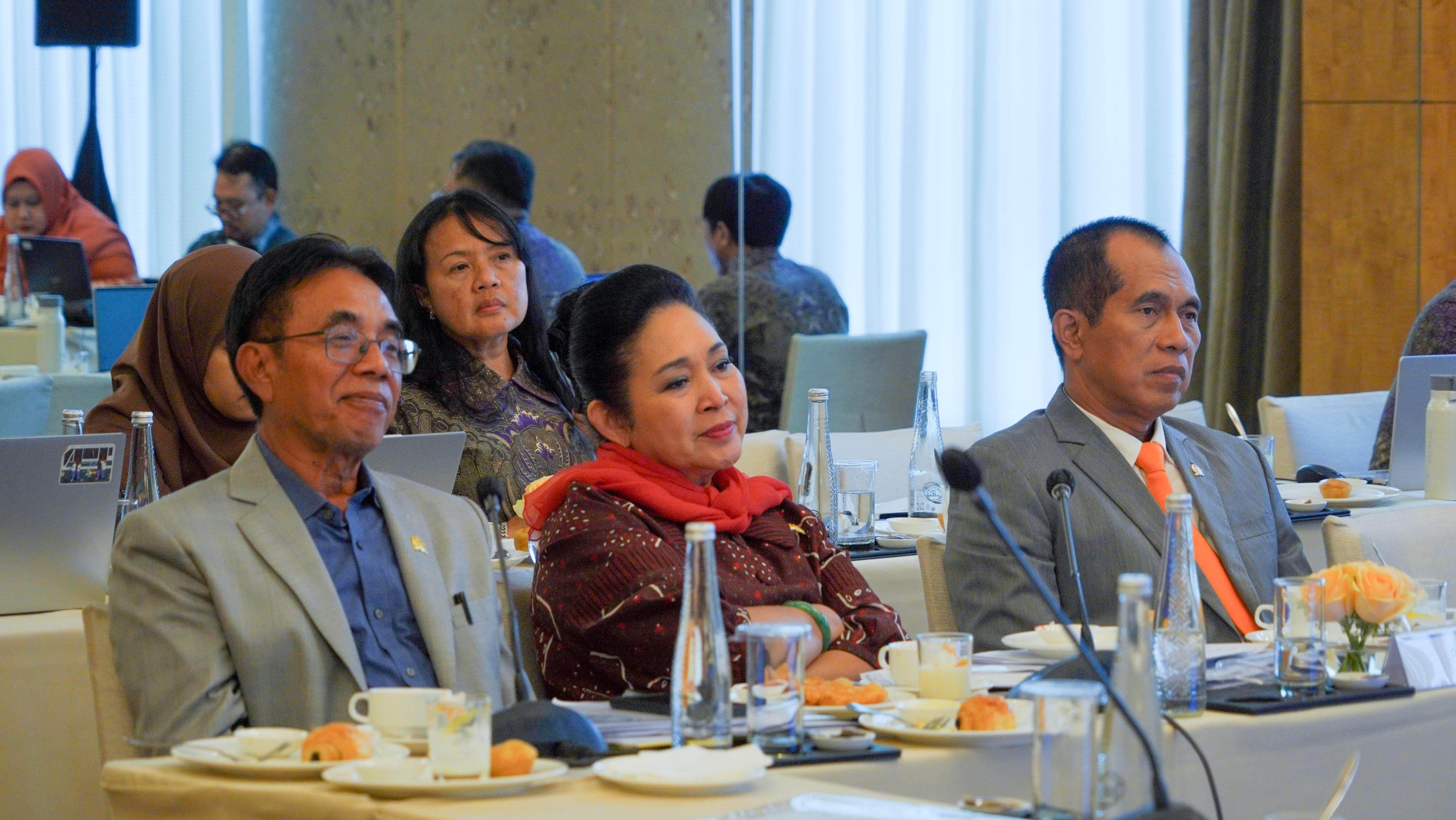 Focus Group Discussion (FGD) bersama Komisi IV DPR RI dan PT Pupuk Indonesia