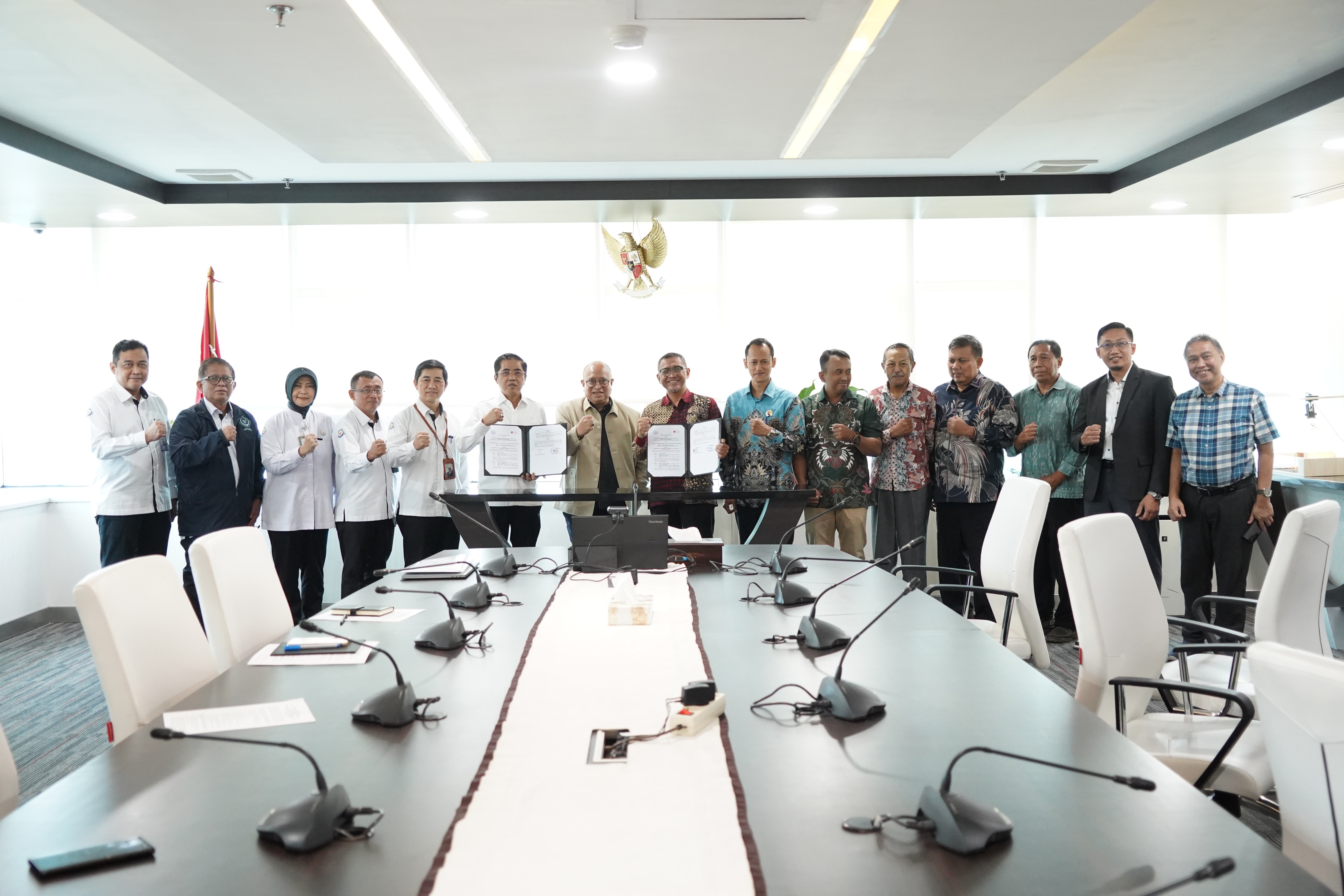 Ditjen PDSPKP Tanda Tangani PKS Kerjasama dengan ASPRINDO dan WWF