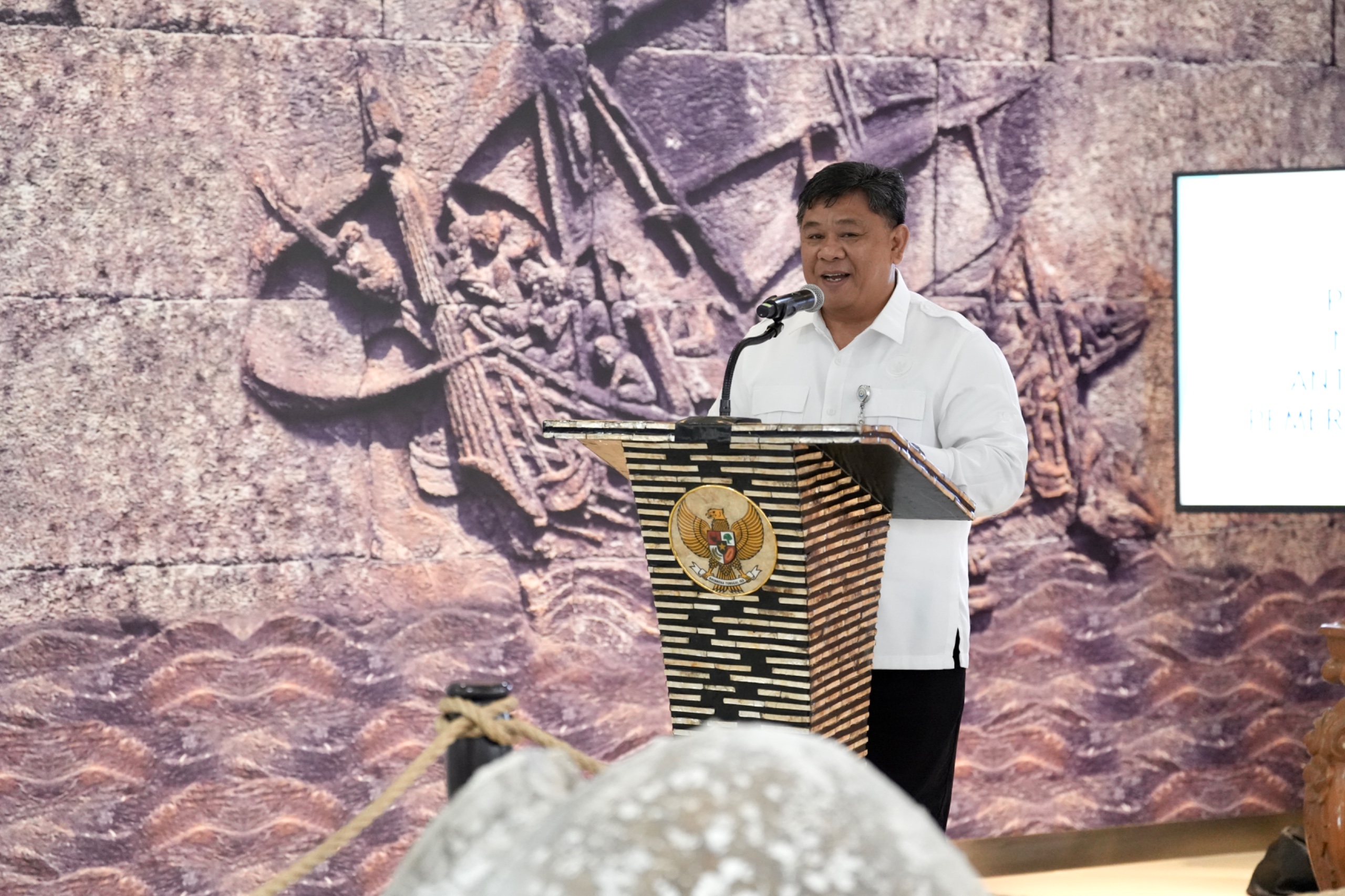 Penandatanganan Nota Kesepakatan antara DJPKRL dengan Pemerintah Kota Palembang terkait Sinergi Pengelolaan Benda Muatan Kapal Tenggelam (BMKT) di Sungai Musi, Jakarta (11/3).