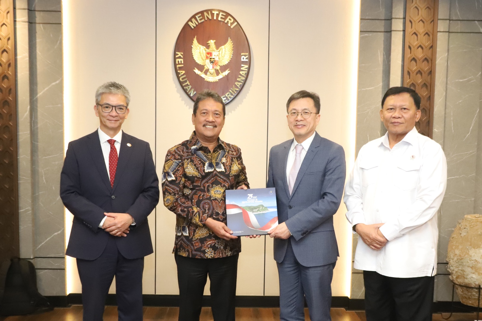 Mendampingi Bapak Menteri Trenggono, Wakil Menteri KKP Deputy to the Director General of UNIDO