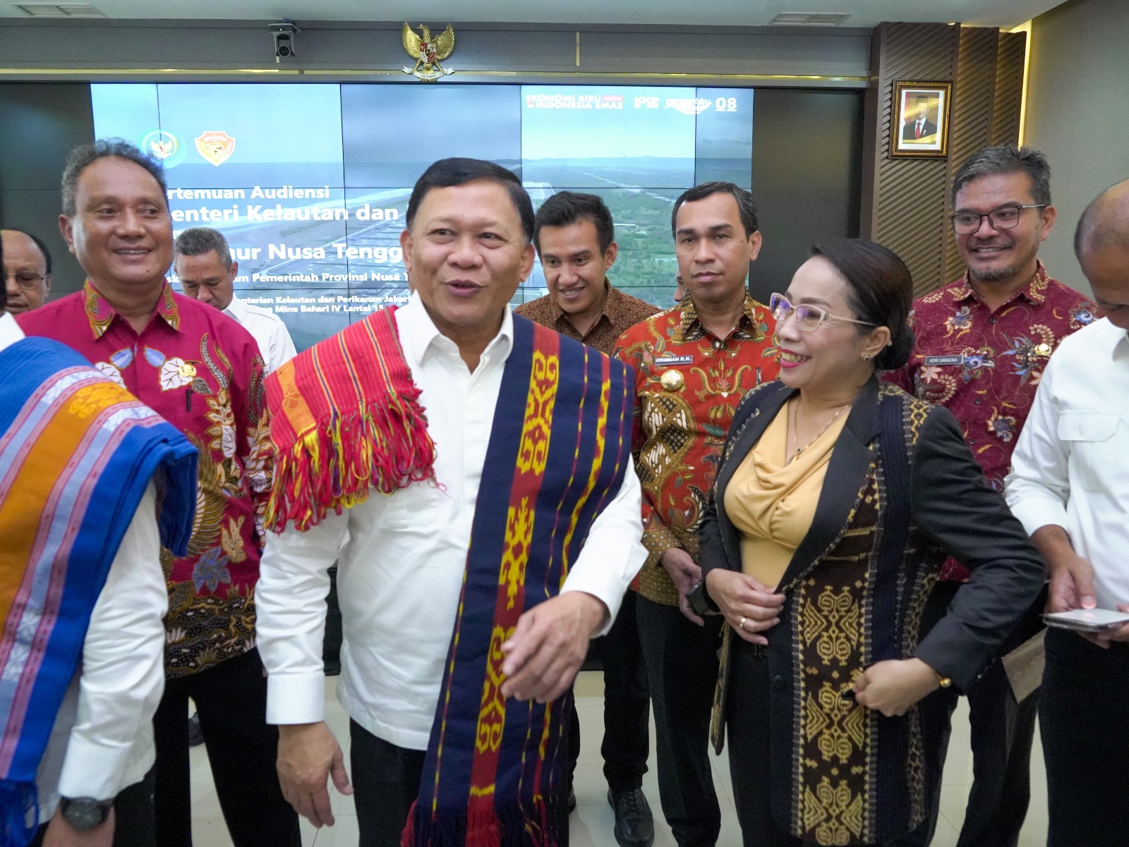 Menteri dan Wakil Menteri KKP menerima audiensi Gubernur Nusa Tenggara Timur (NTT), beserta Bupati dan Wakil Bupati se-NTT.