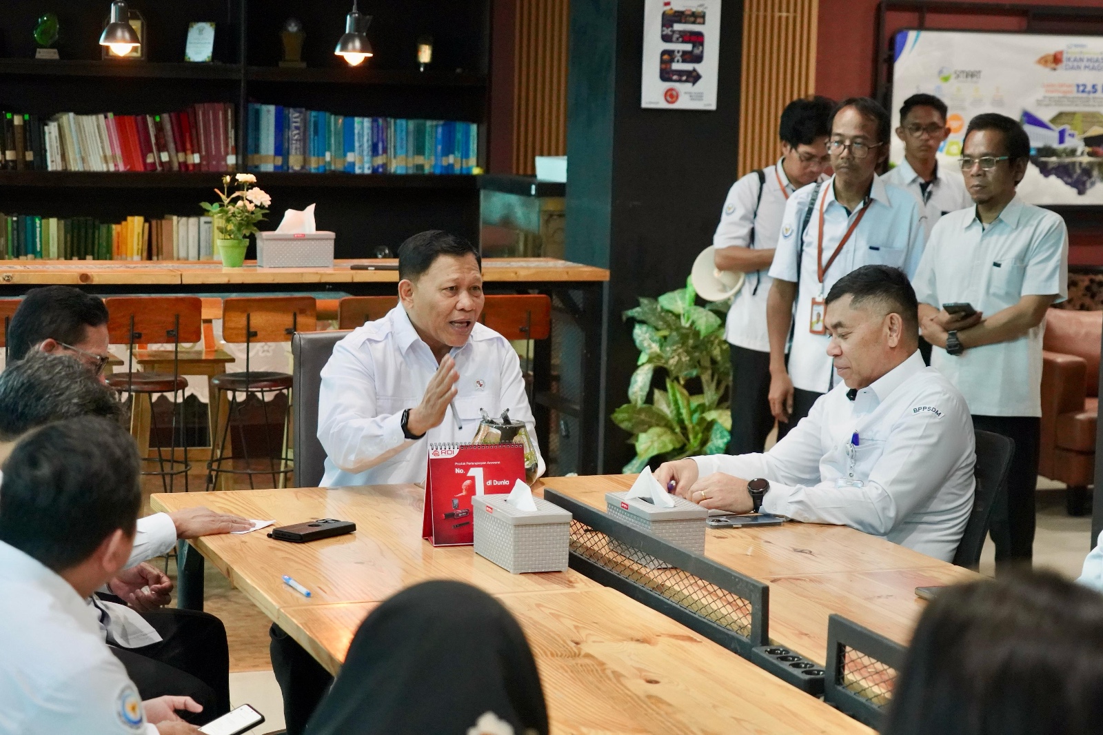 Kunjungan ke Balai Riset Budidaya Ikan Hias (BRBIH), Depok