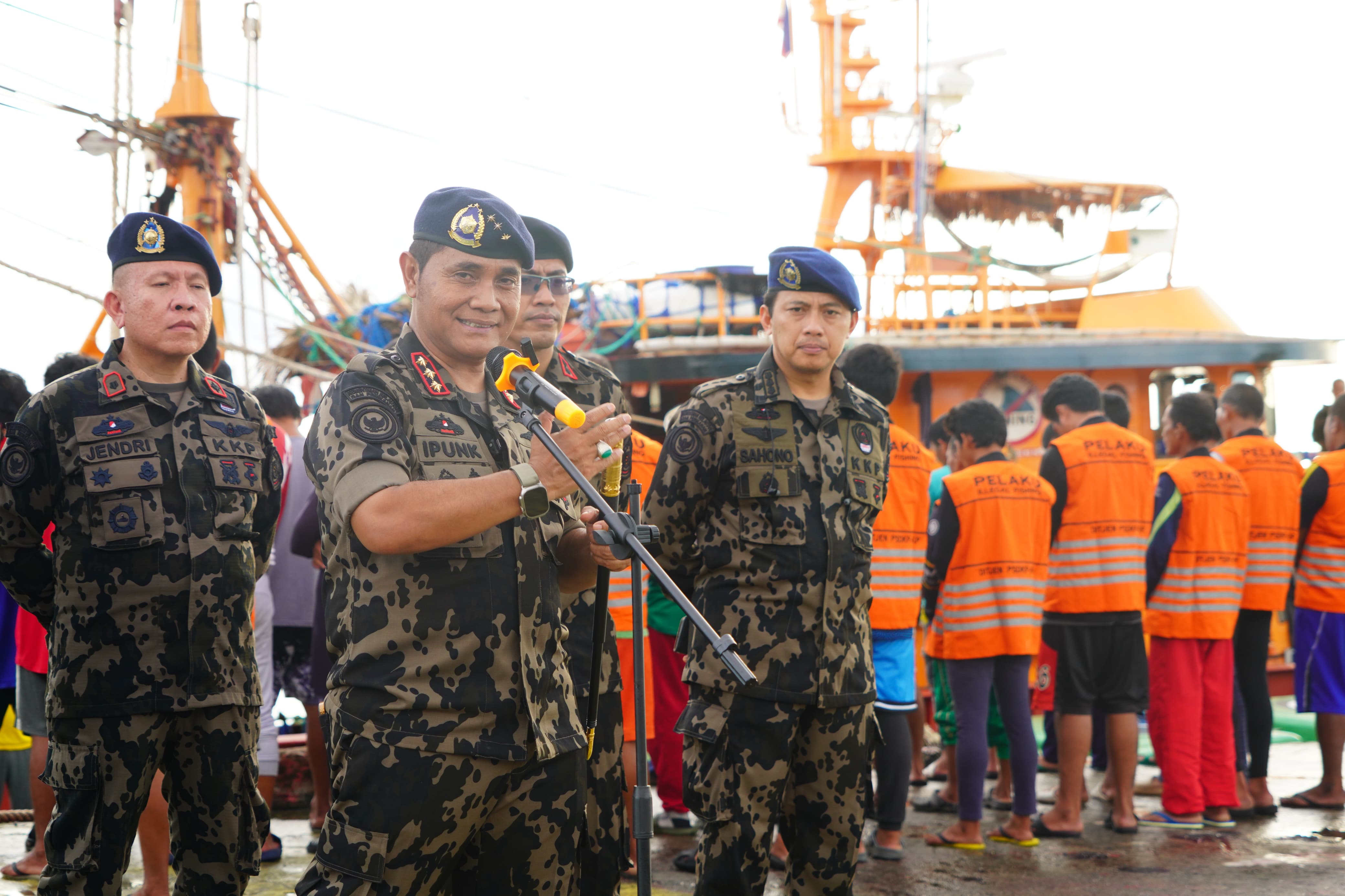 Penangkapan 2 KIA Berbendera Filipina di Perairan Biak