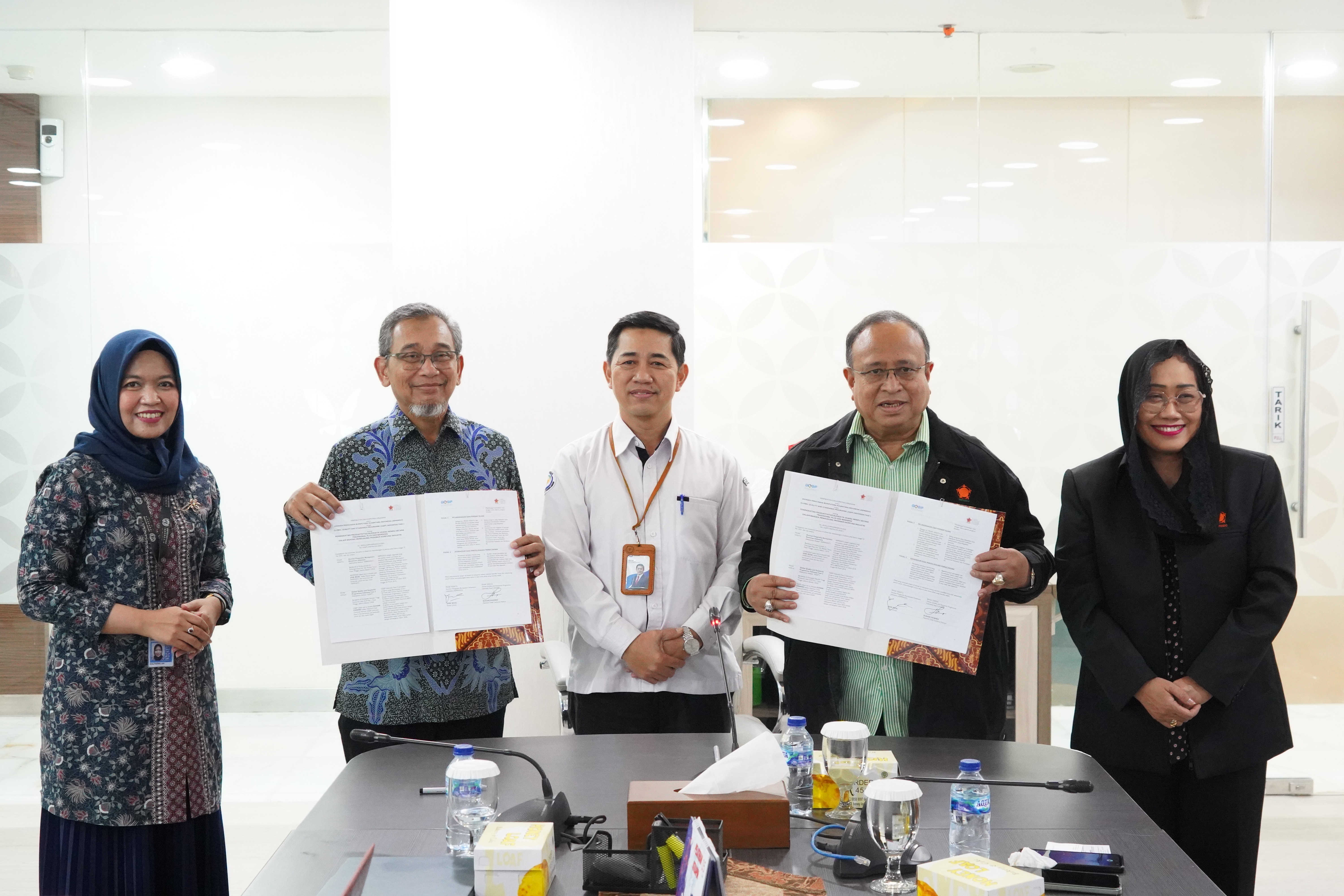 Penandatanganan MoU ASPRINDO dan UNIDO Pengembangan Usaha Udang di Kabupaten Paser, kalimantan Timur