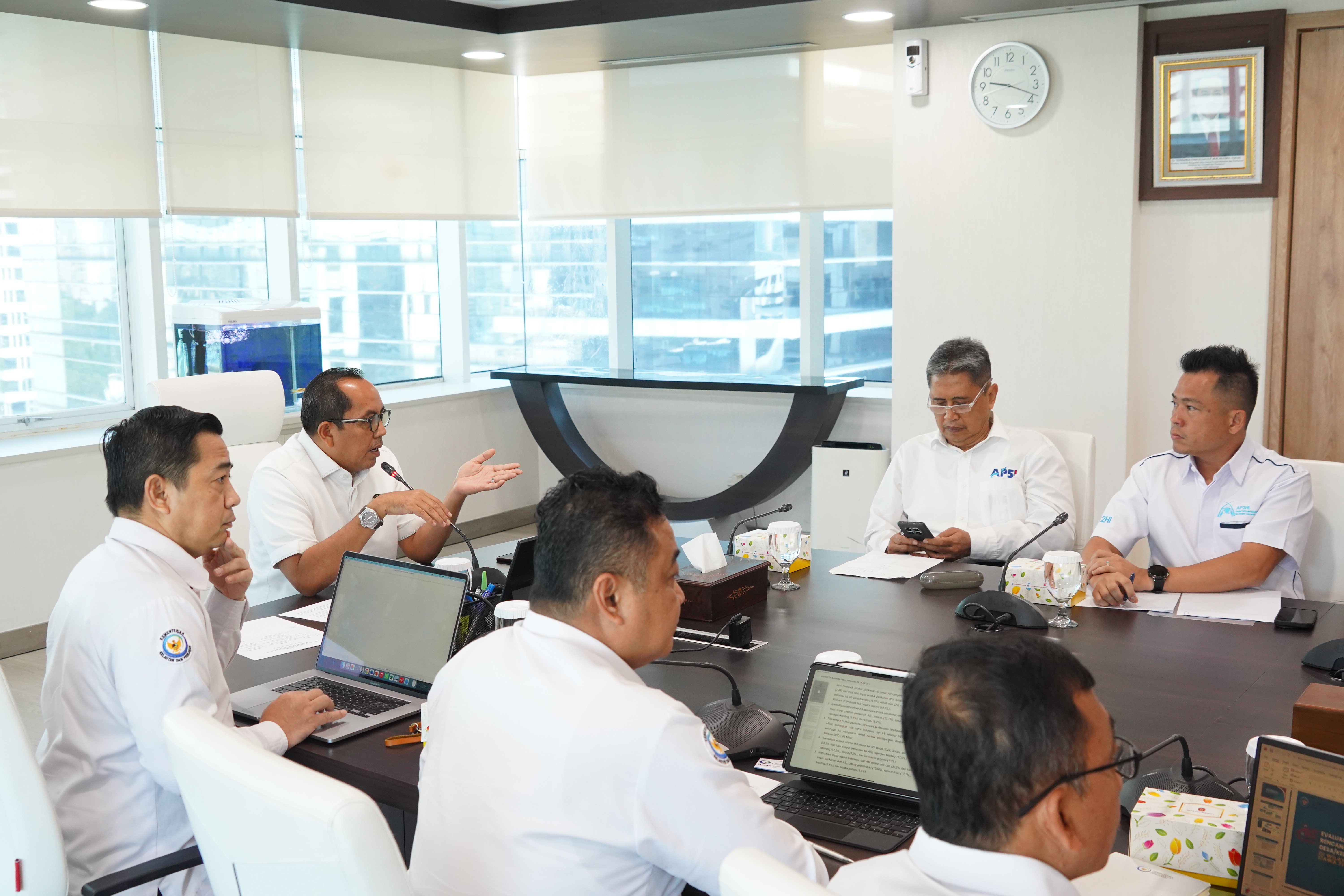 Rapat Koordinasi bersama Asosiasi Pelaku Usaha Perikanan