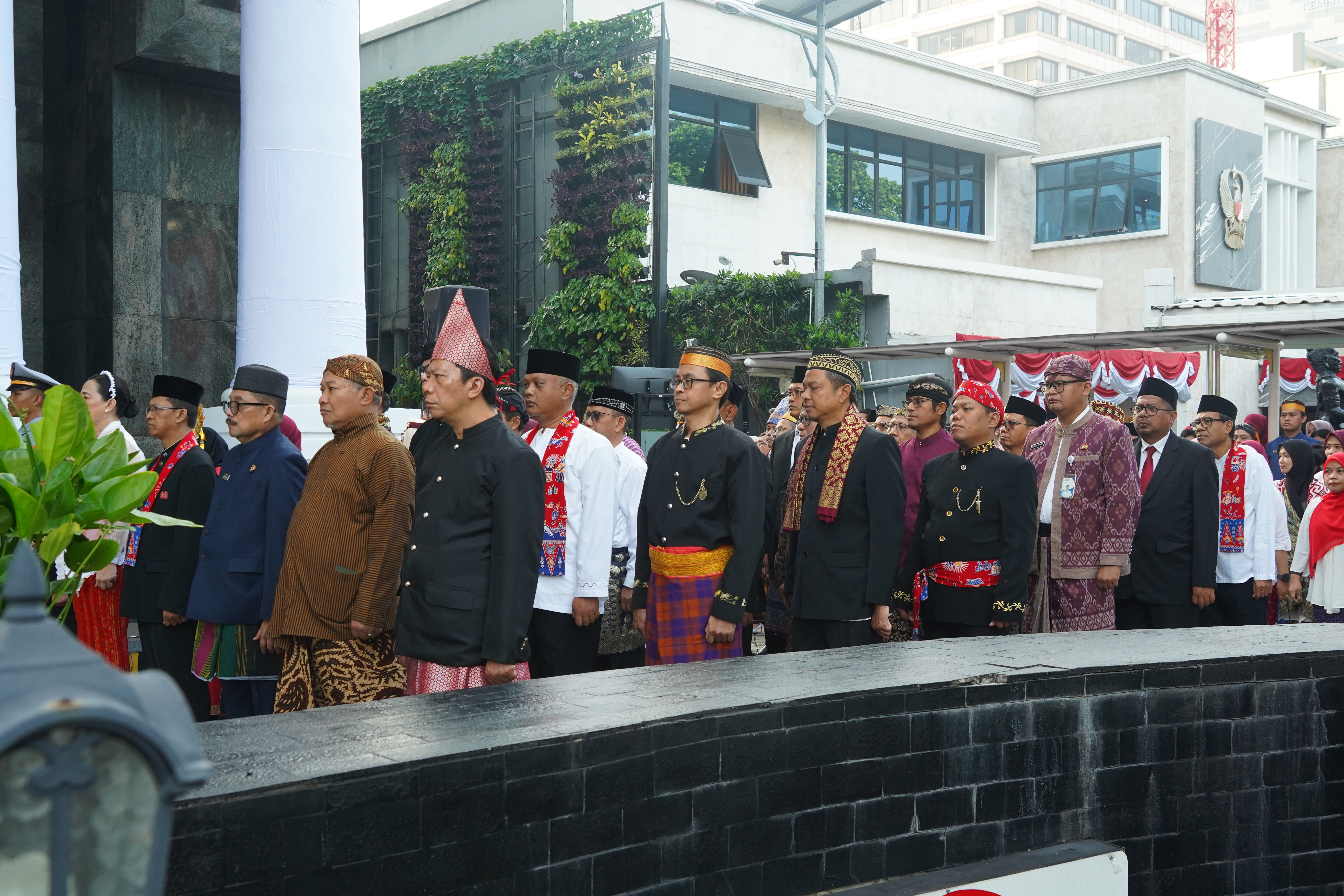 Upacara Pengibaran Bendera