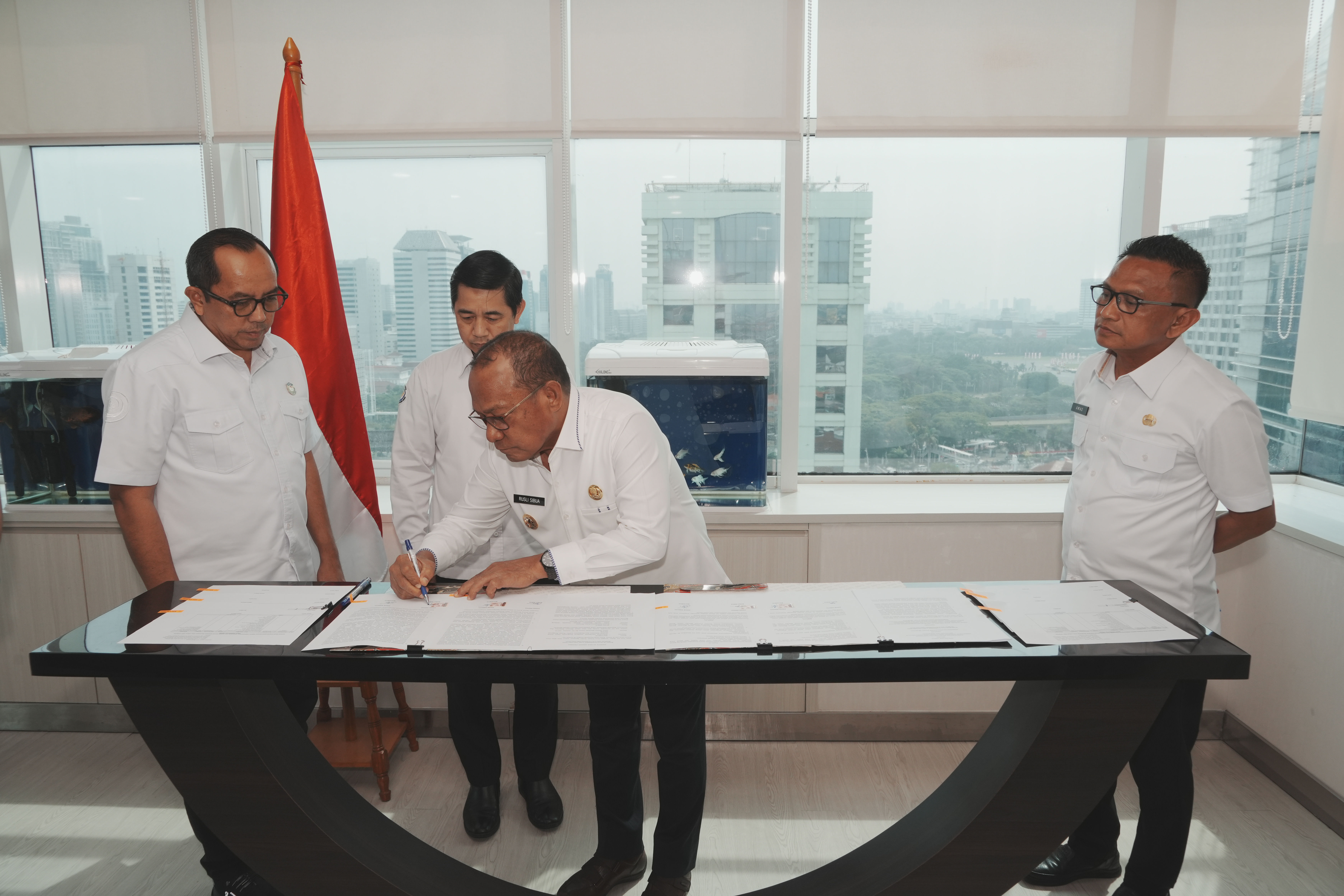 Serah Terima Hibah Sarpras kepada Pembak Pulau Morotai