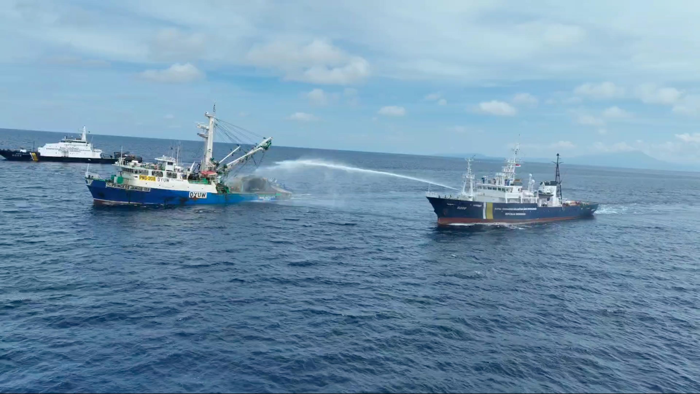 Konferensi Pers KKP Ringkus Kapal Ikan Ilegal Filipina Berukuran 754 GT di Samudera Pasifik
