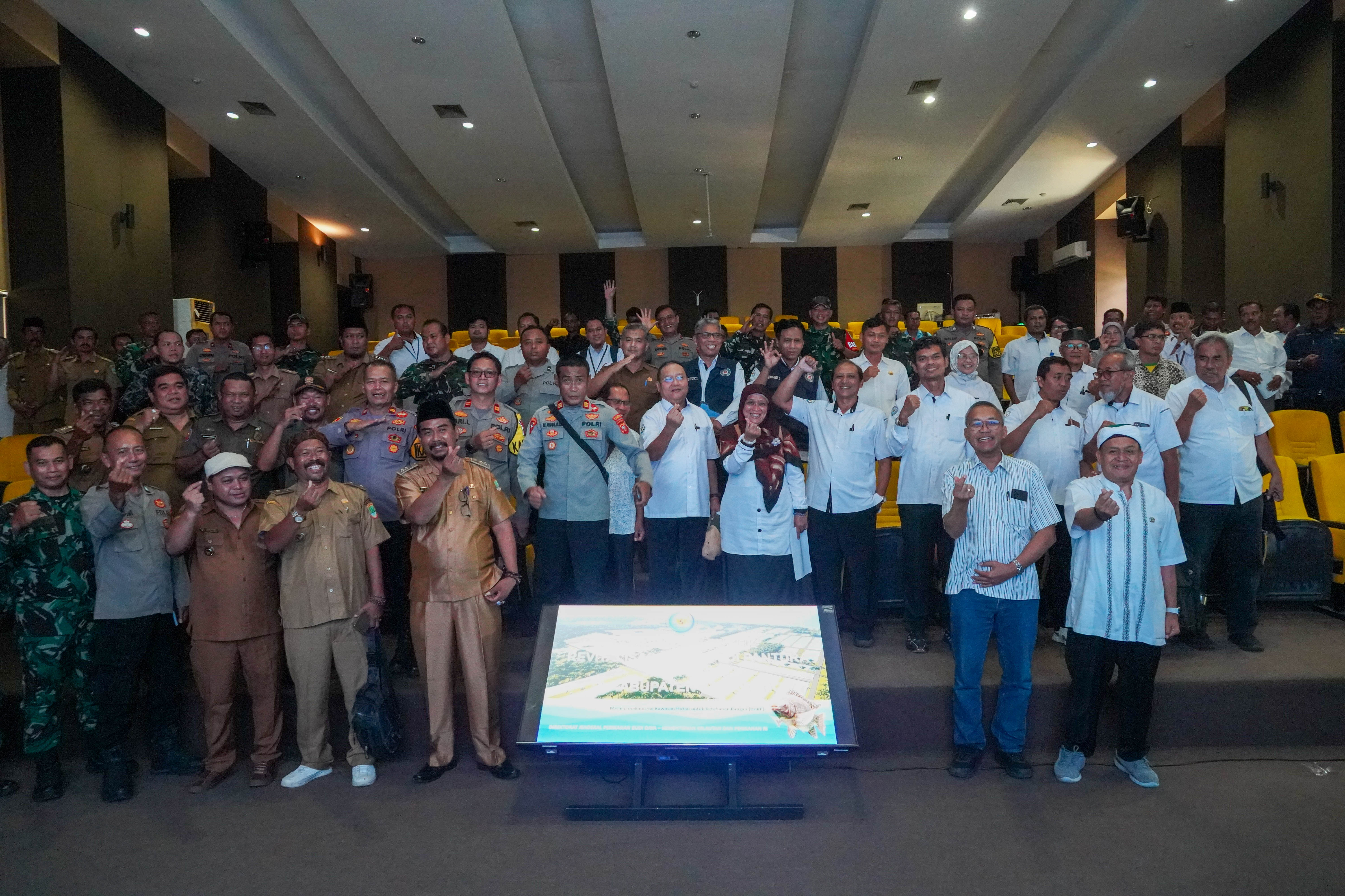 Konsultasi Publik penyusunan kajian Analisis Mengenai Dampak Lingkungan (AMDAL)