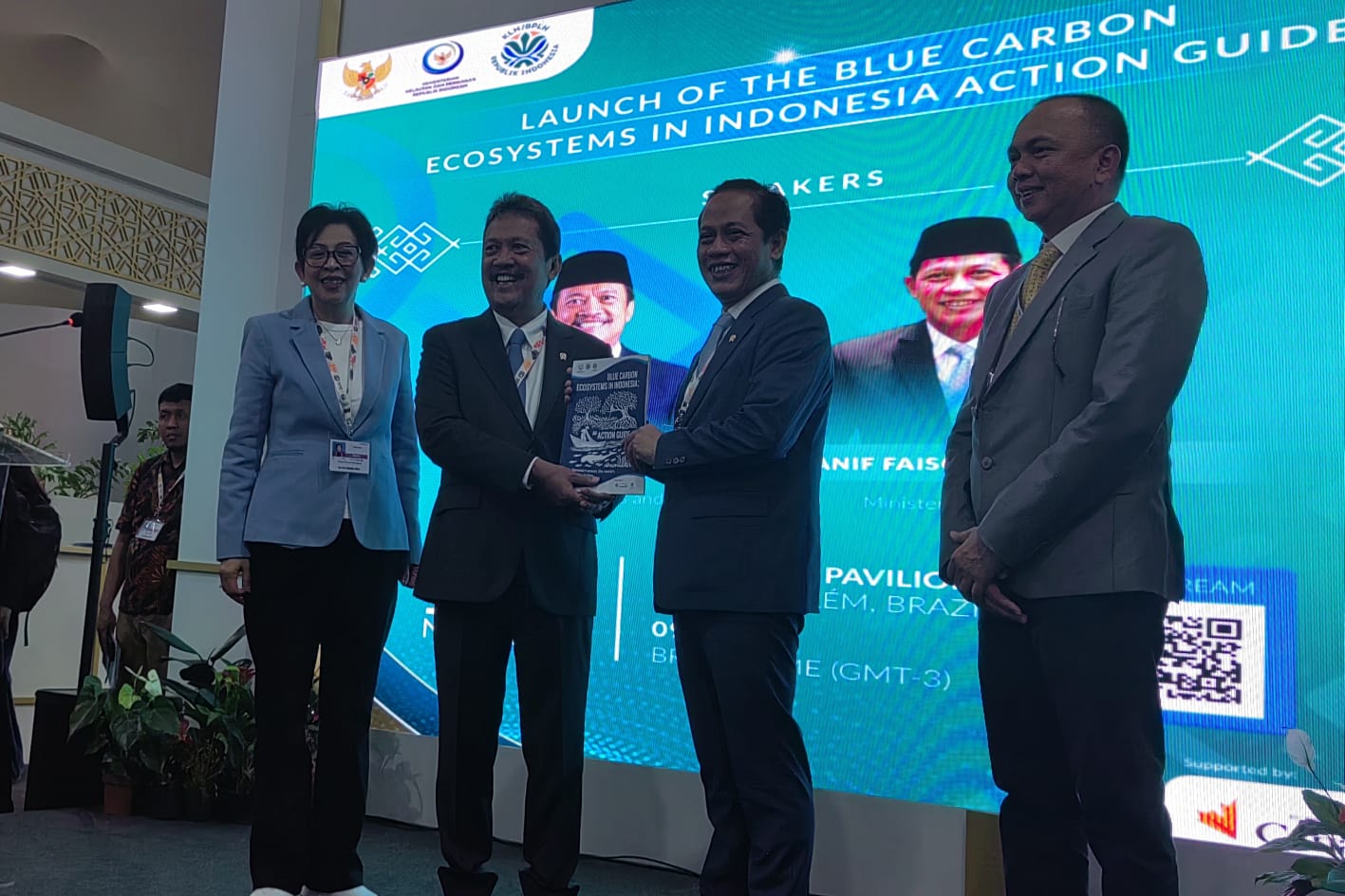 Peluncuran Indonesia Blue Carbon  Ecosystem Roadmap and Action Guide di Paviliun Indonesia COP30 Brazil, (17/11)