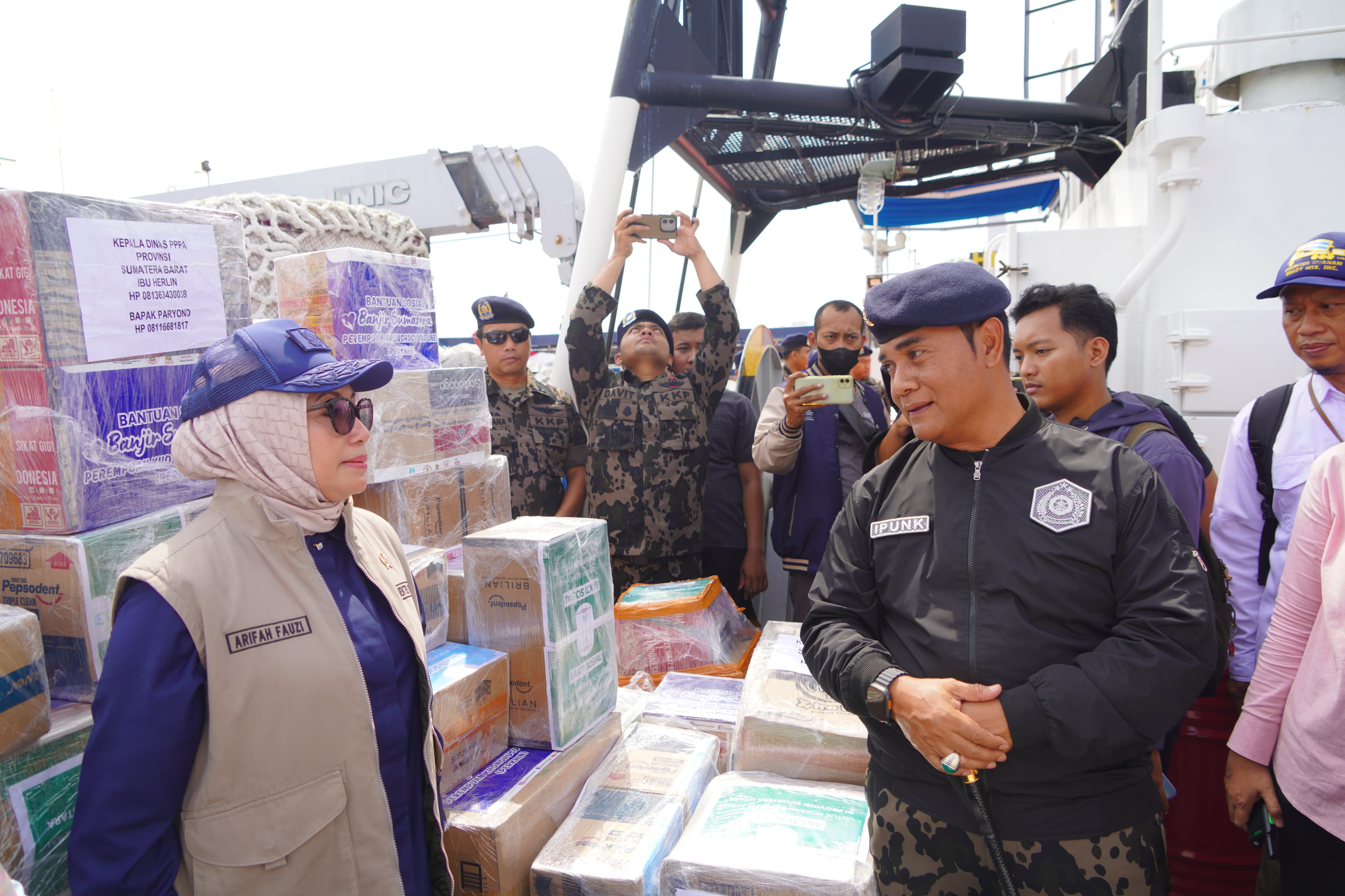KKP Telah Kirim 159 ton Bantuan ke Lokasi Bencana Sumatra
